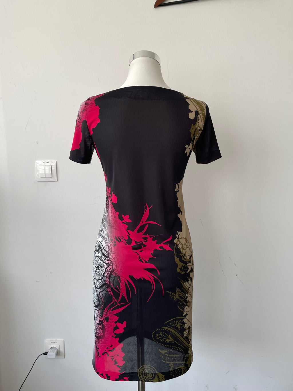 Etro Milano Kleid Kurzarm IT 40 Mehrfarbig Polyester Sehr Gut