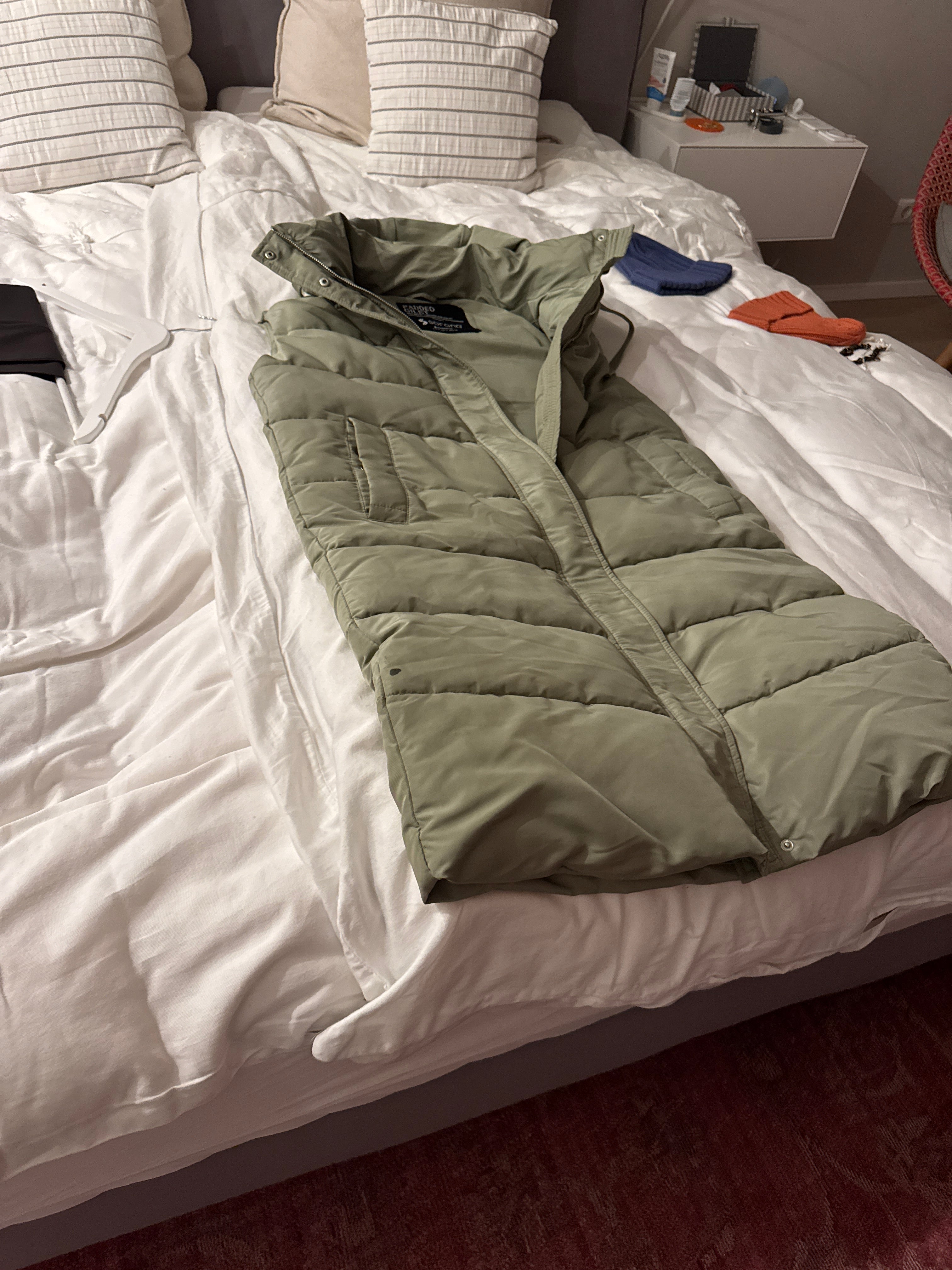 Stradivarius Puffer Weste, Sorona, Gr. M, Salbeigrün – Guter Zustand