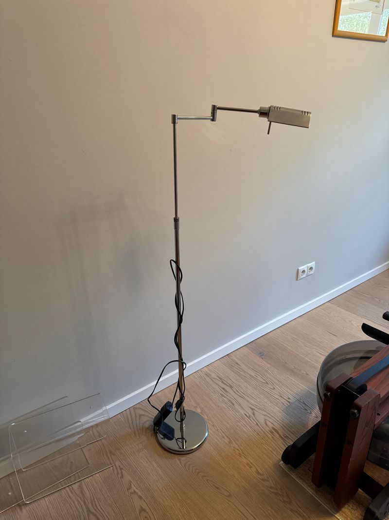 Holtkötter Stehlampe Chrom mit Dimmer – sehr guter Zustand