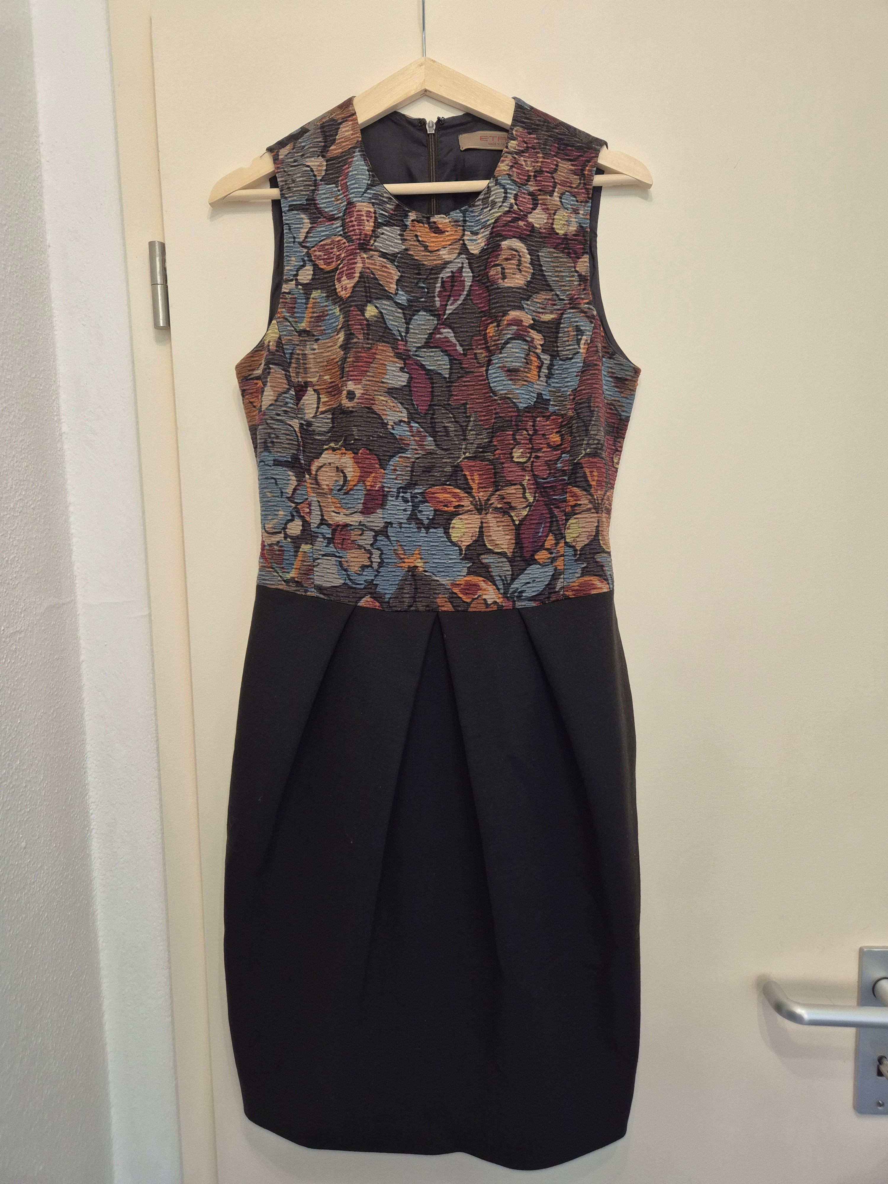 Etro Jacquard Kleid, Wolle-Seide, IT 40, Blumenmuster/Schwarz, Sehr gut