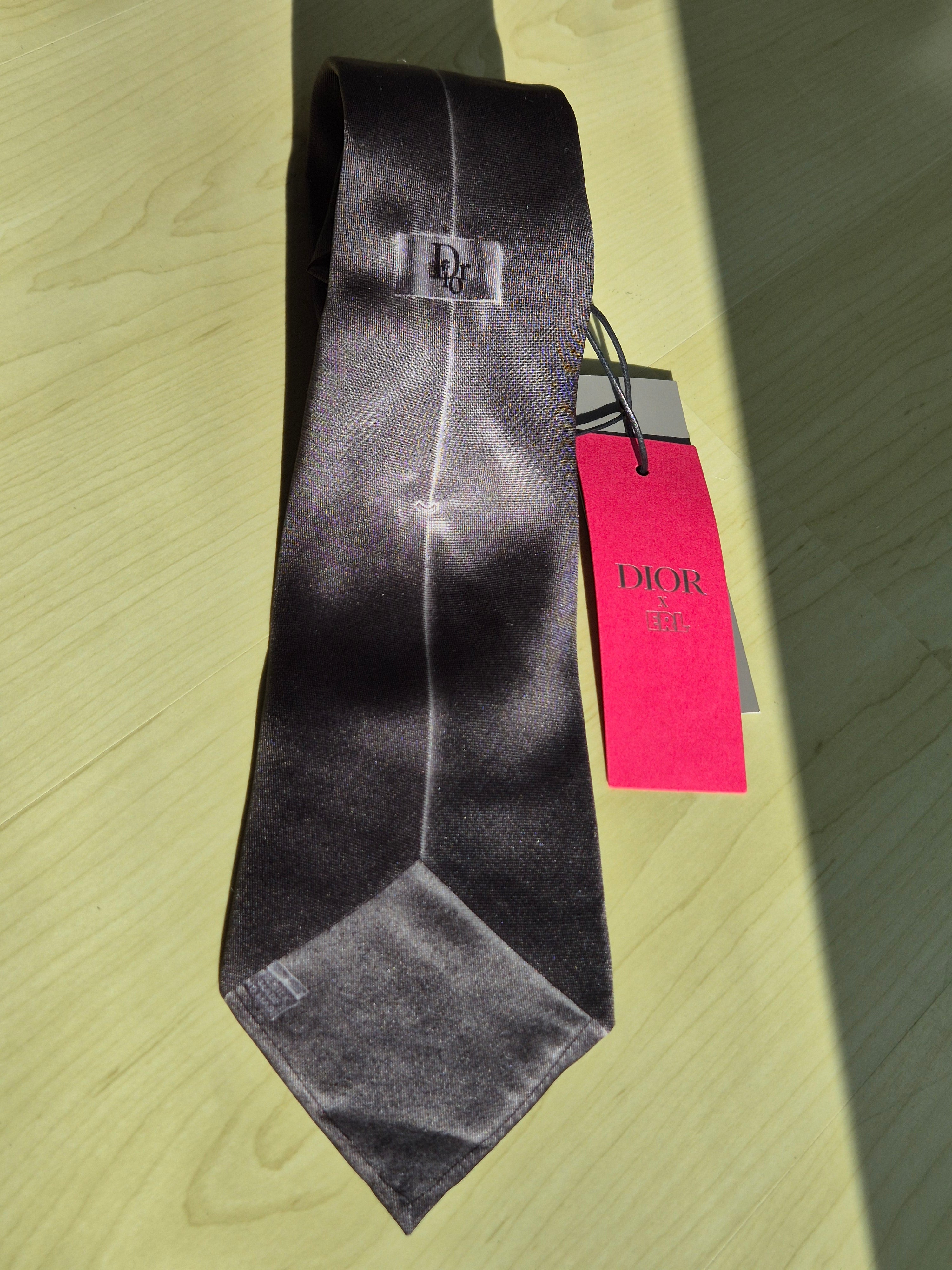 Dior 100% Silk Tie – Silver – Standard Size – Brand New with Tags