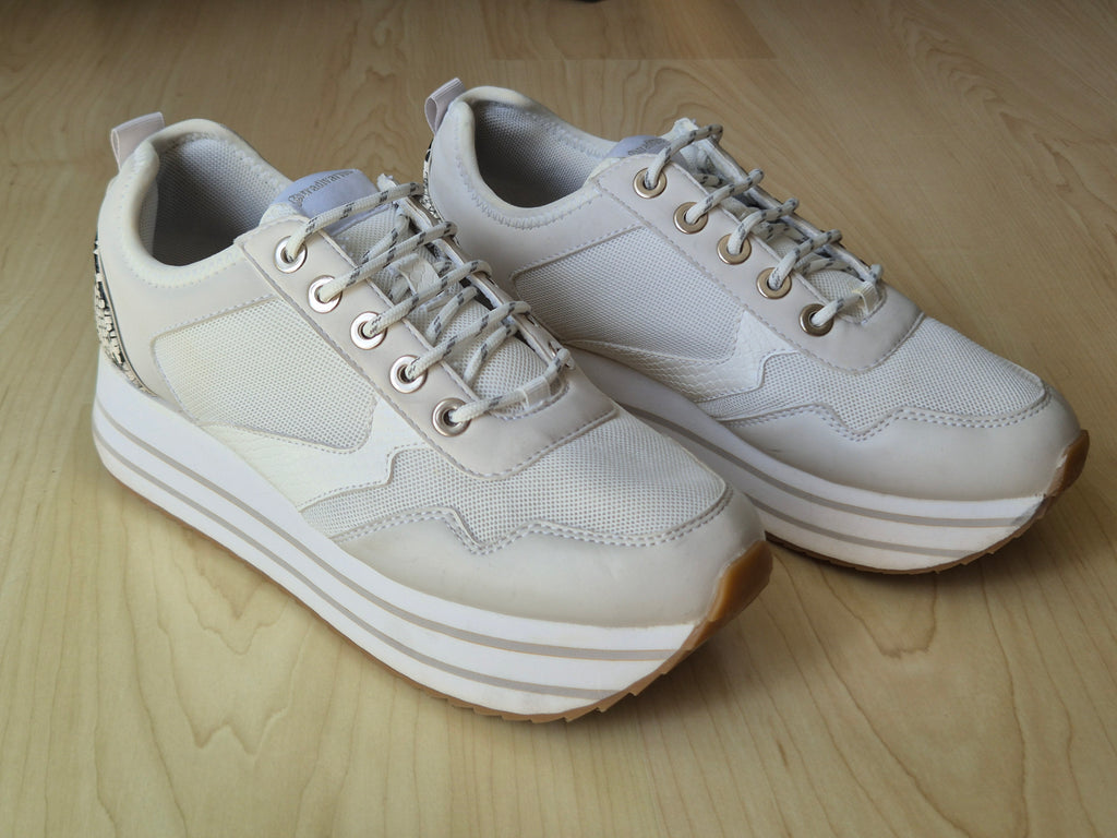 Stradivarius Chunky Sneakers – Weiß, Schlangen-Print, EU 39, Sehr Gut