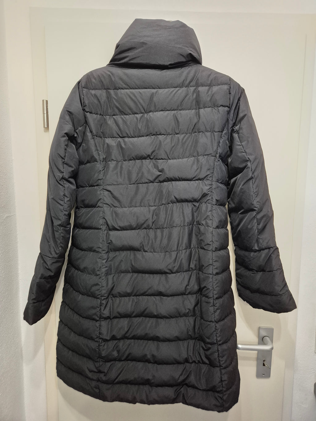 Moncler Flammette Down Coat – Black, Size M, Good Condition