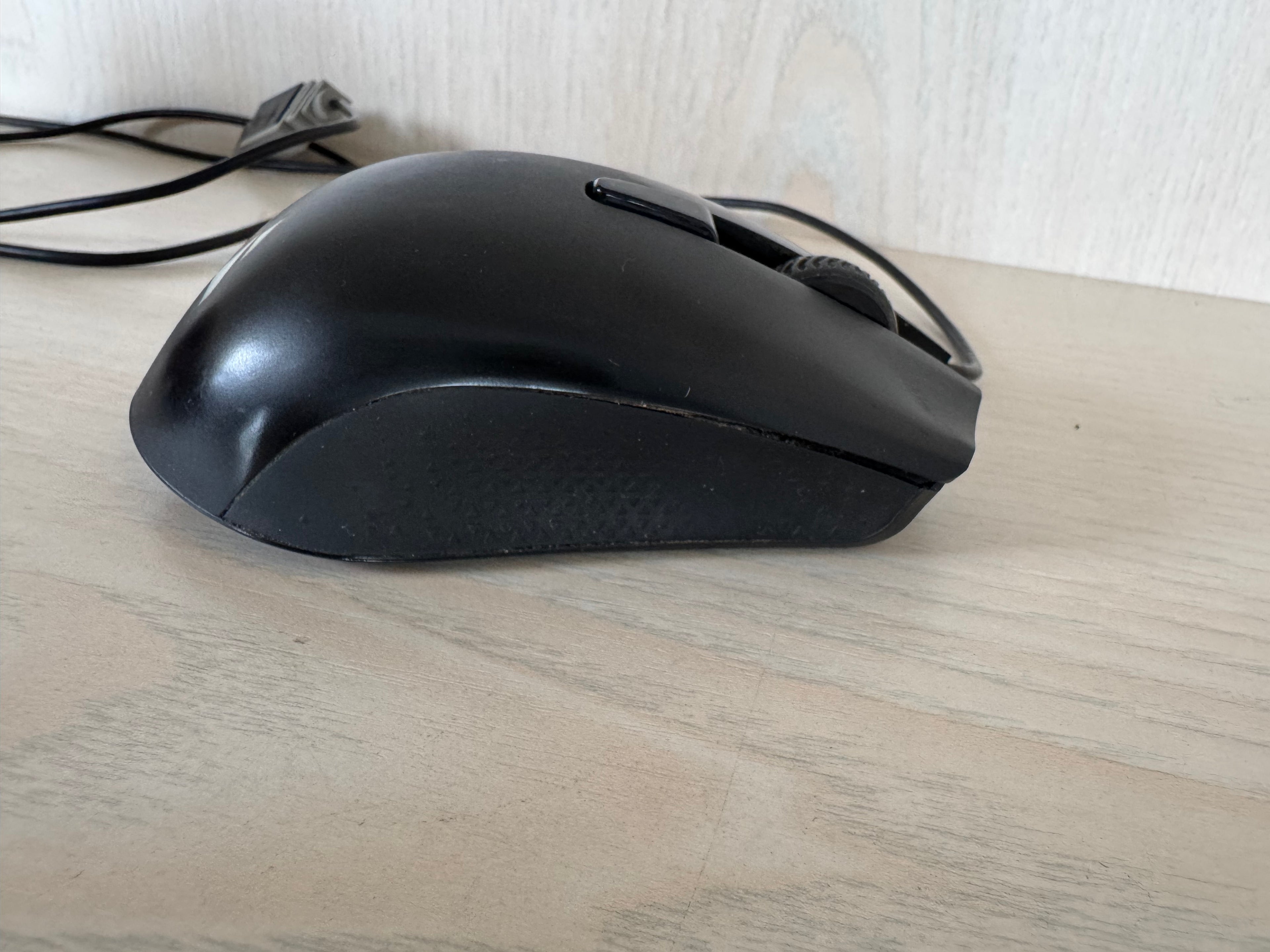 Corsair Harpoon RGB Wired Gaming Mouse CH-9301011-NA, 6000 DPI, Black, Used
