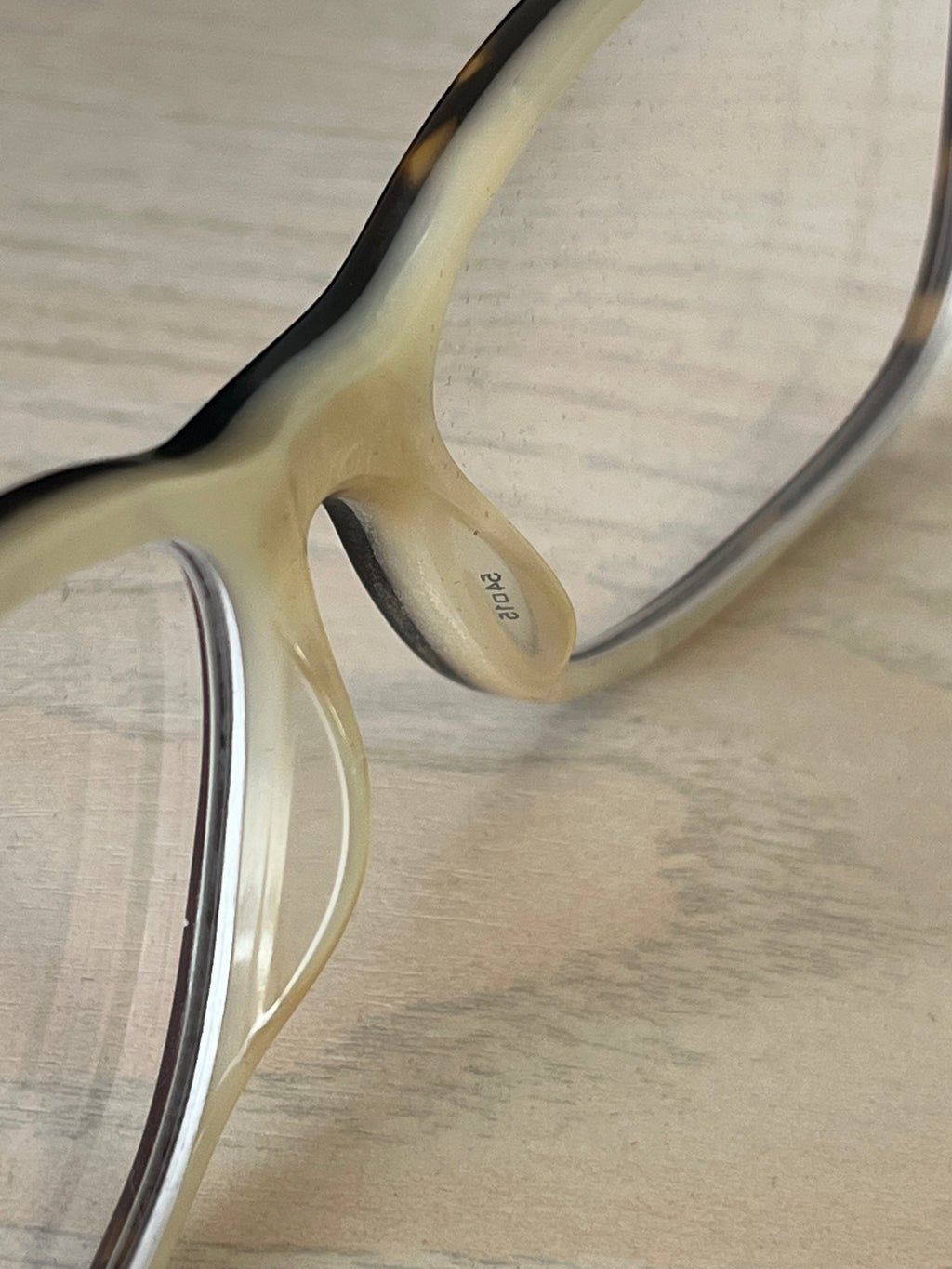 GIVENCHY VGV268 Black/Ivory Women’s Eyeglass Frame 140mm – Very Good