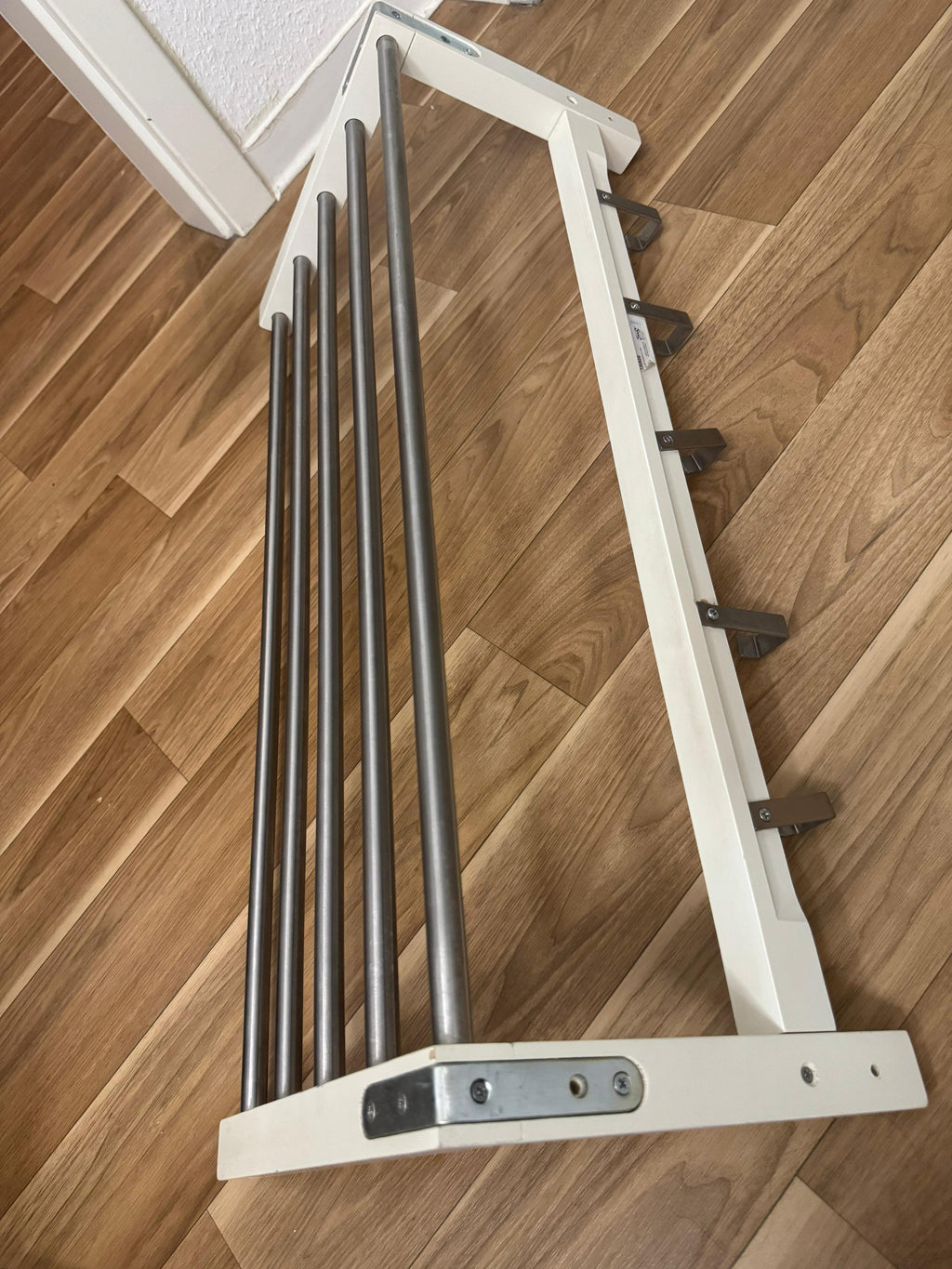 IKEA TJUSIG Wandgarderobe, Weiß, 78 cm, Montageset, sehr guter Zustand