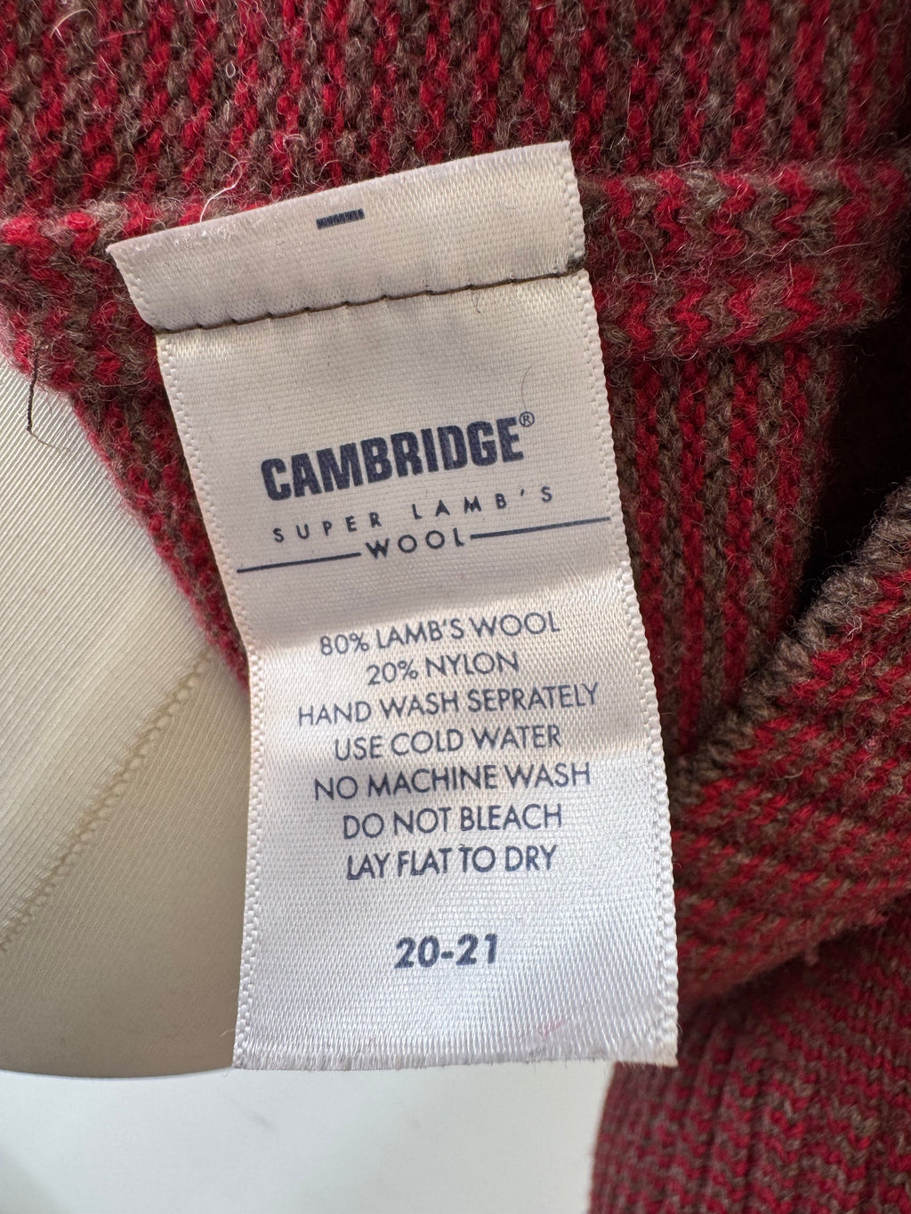 Cambridge SuperLamb's Wool Pullover – Pomegranate, Größe M, Wie Neu