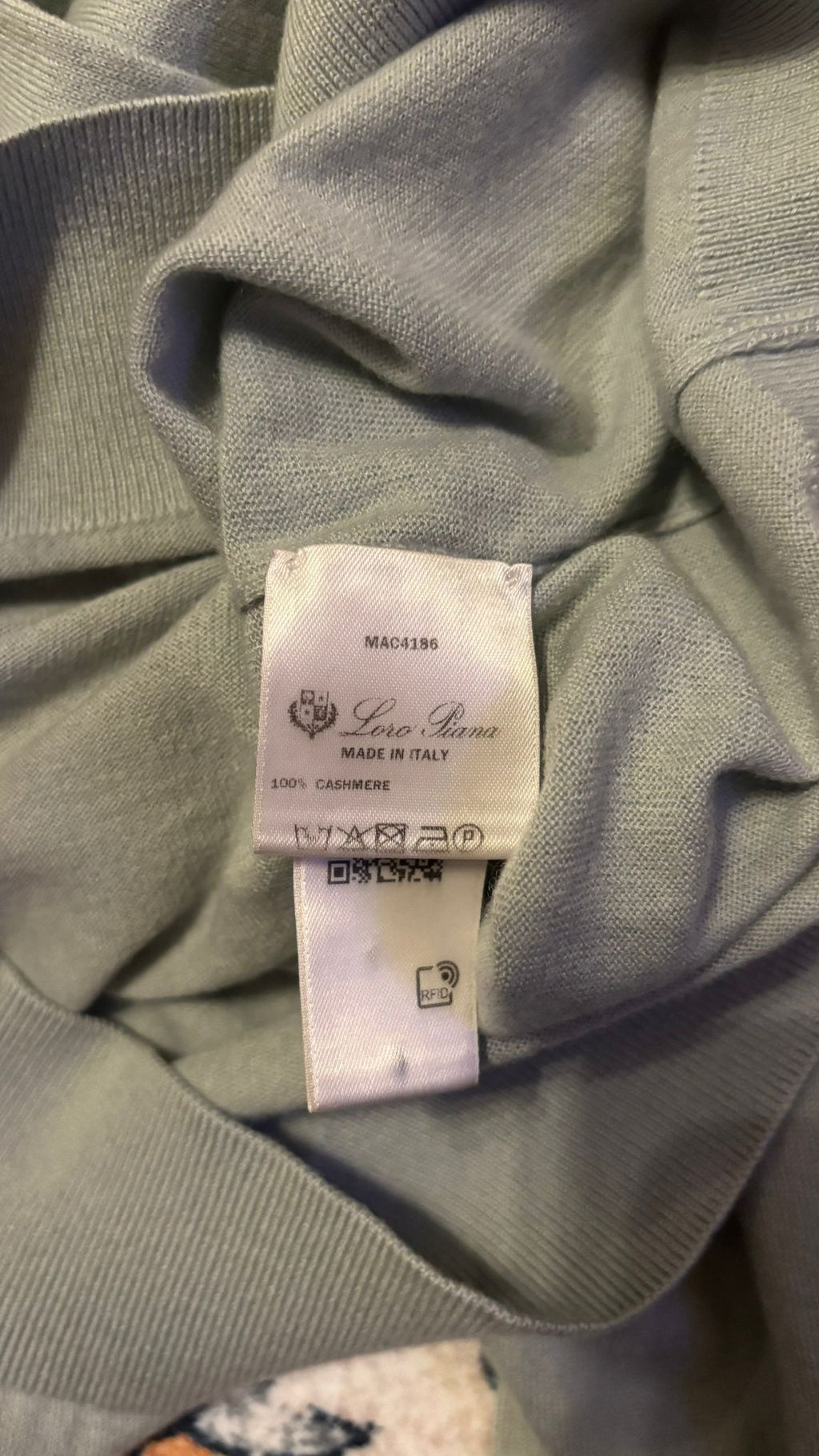 Loro Piana 100% Cashmere Turtleneck Sweater Green IT 44 (EU M) Very Good
