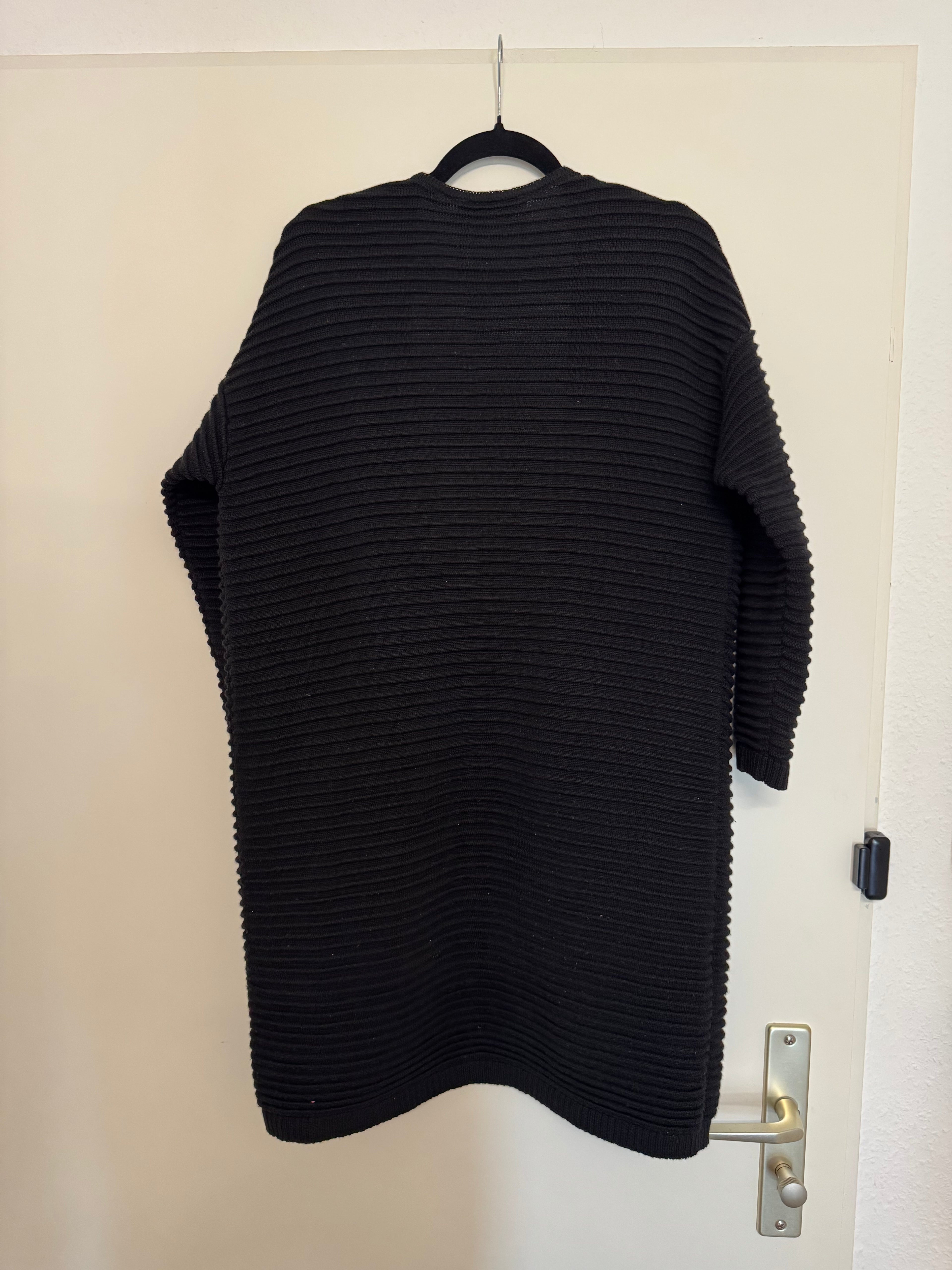 Hallhuber Plissé Knit Cardigan – Black, Size S, Good Condition