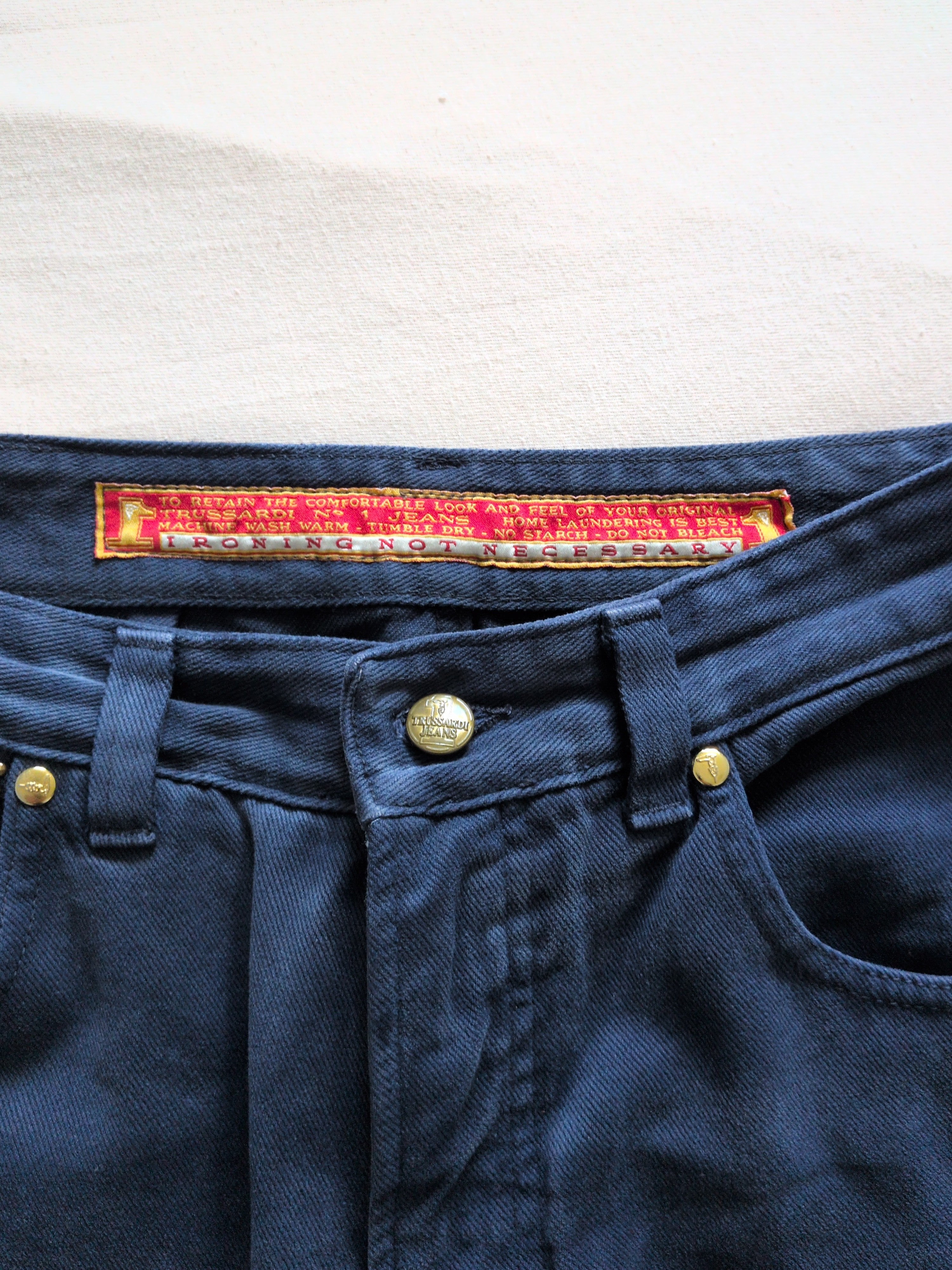 Trussardi High-Waist Jeans | Dunkelblau | Vintage | Größe 33 | Gebraucht