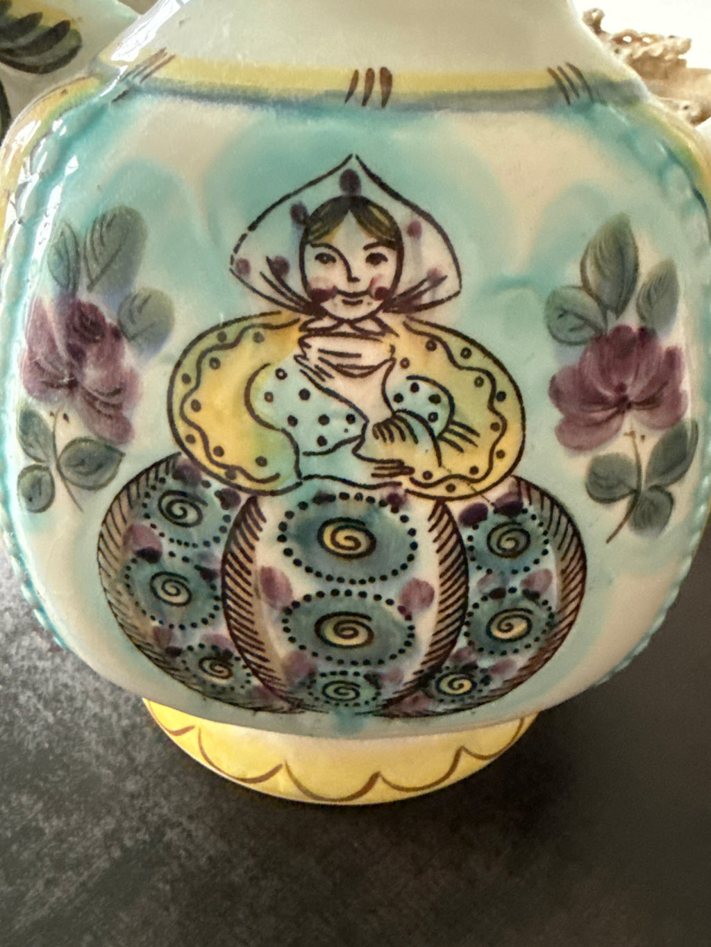 Handbemalte italienische Maiolica Keramik-Teekanne, klein, sehr guter Zustand