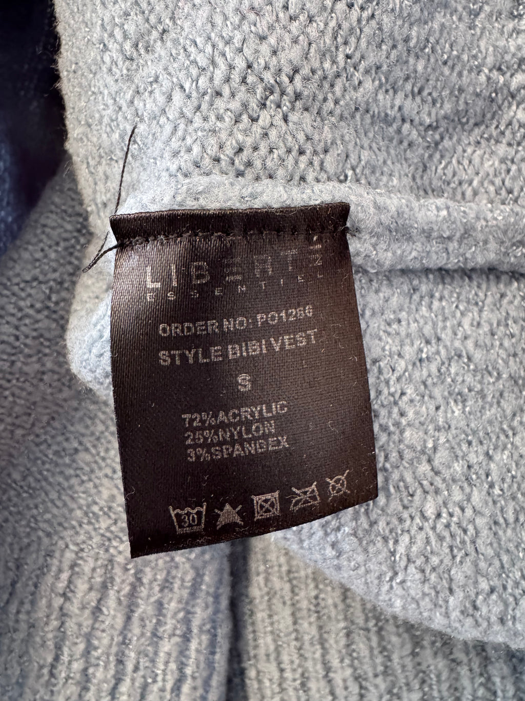 Liberté Essentiel Strickweste – Hellblau, Größe S, Wie Neu