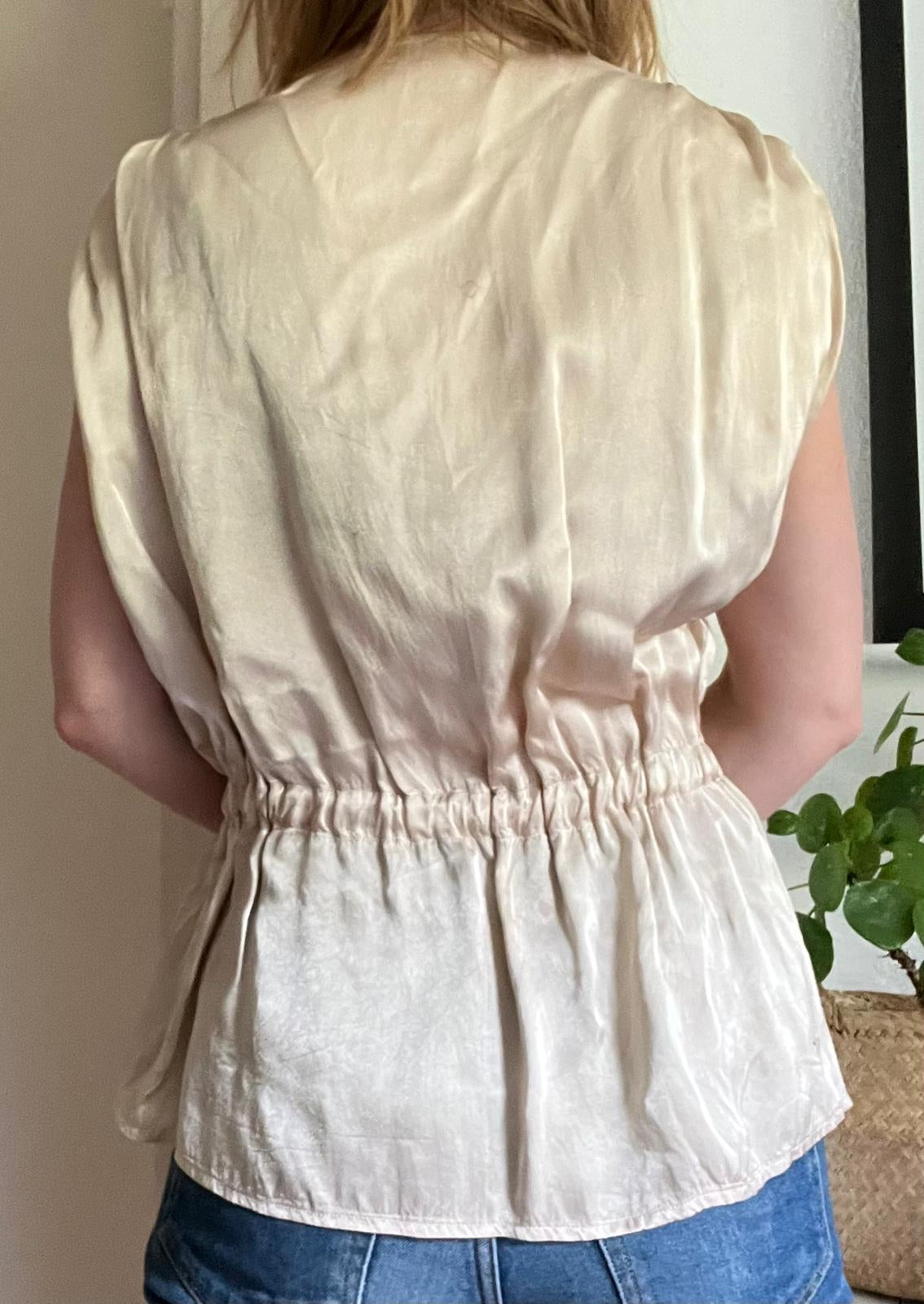 Silk Sleeveless Tie-Front Blouse – Fascination Milano, Champagne, Size M, VG