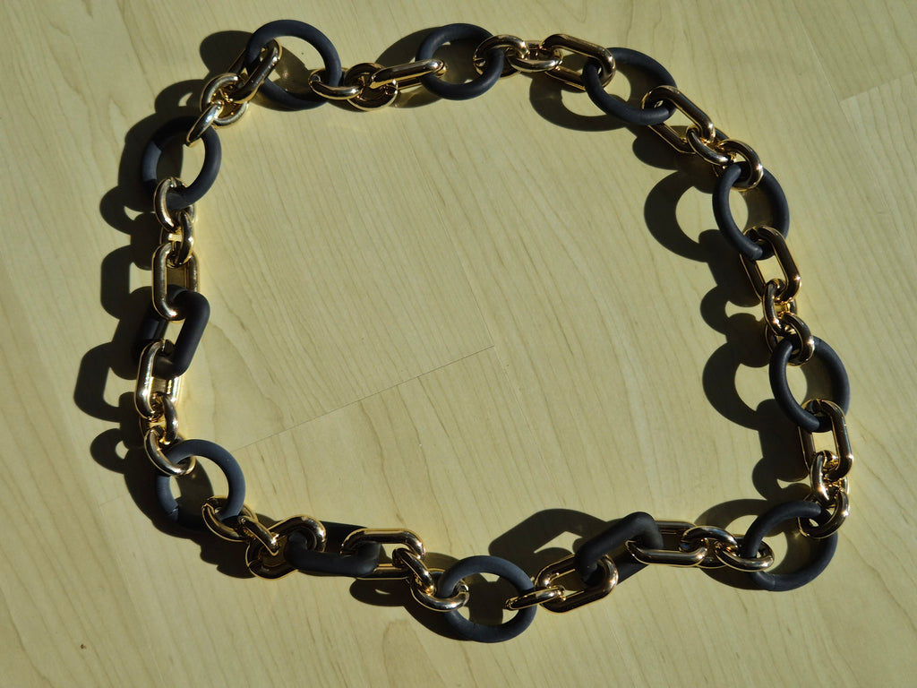 PONO by Joan Goodman Statement Kette Schwarz Gold, 45 cm, Guter Zustand