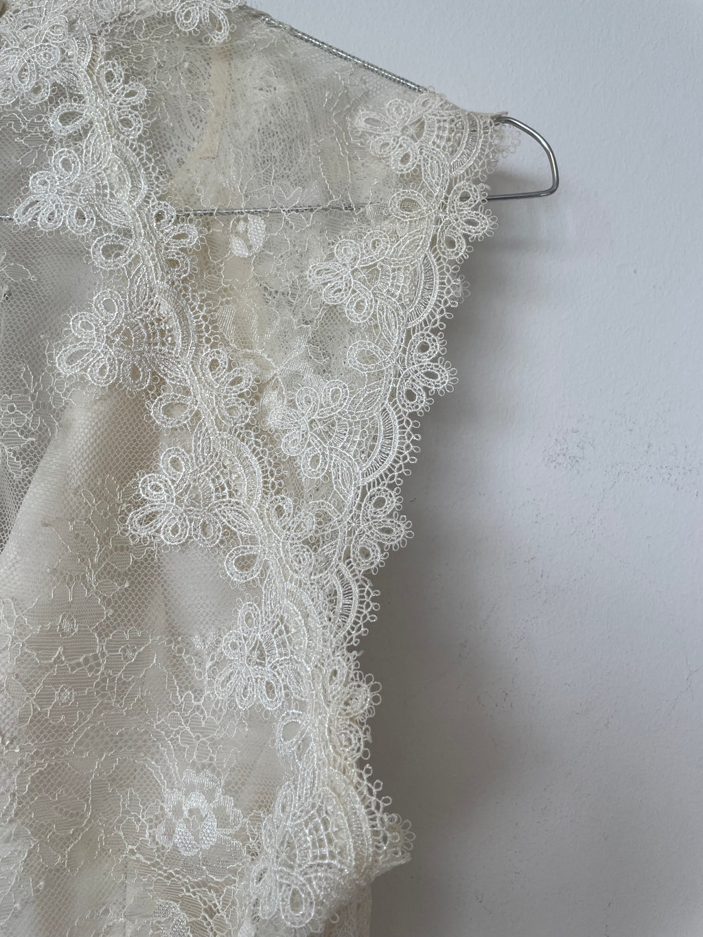 Catherine Deane Fantasia Cream Lace Chiffon Wedding Dress EU36, Very Good