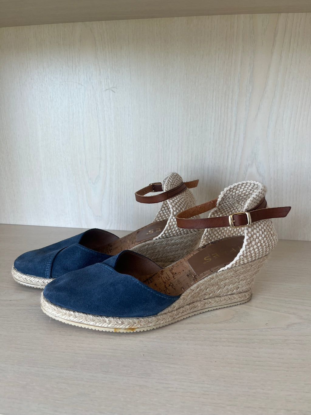 CYPRES Navy Blue Wedge Espadrilles EU 38 Normal Use