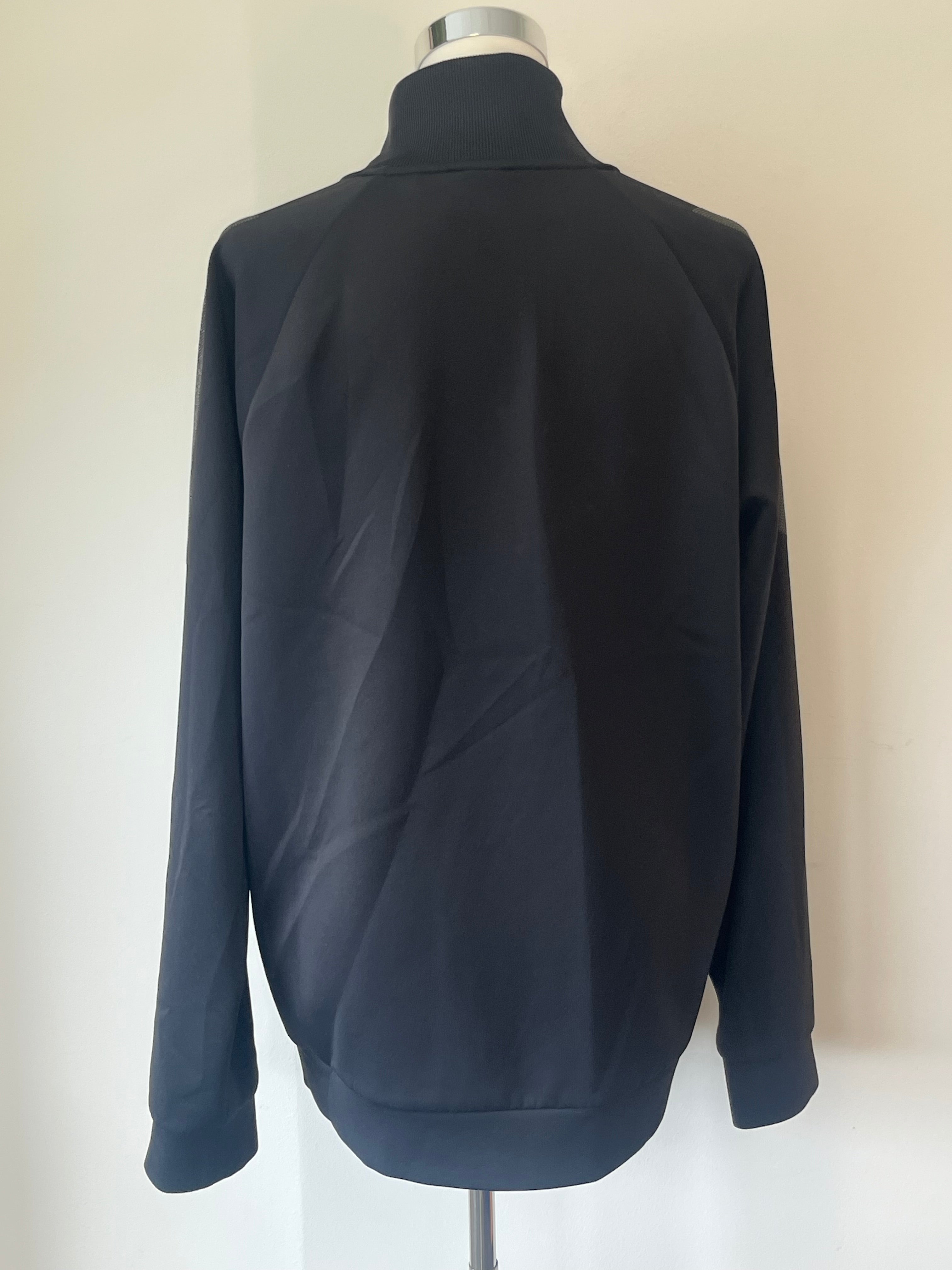 BOSS Athleisure Trainingsanzug Größe M – Schwarz, guter Zustand