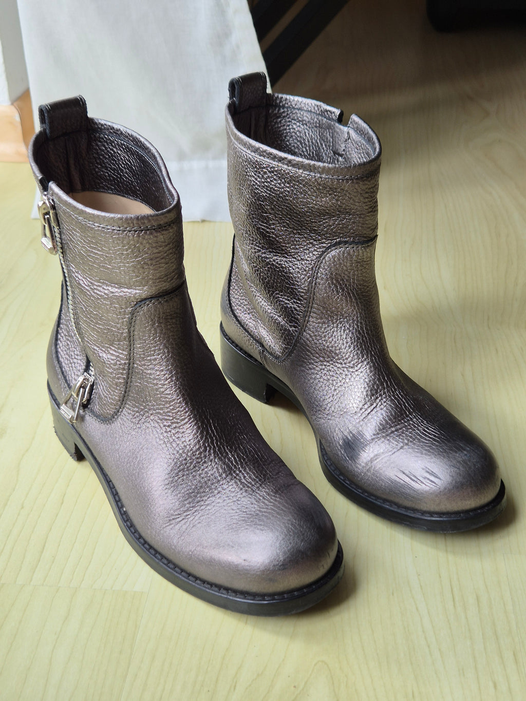 Jimmy Choo 'Youth' Biker Boots Size 37 Gunmetal Leather, Normal Use