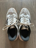 adidas Ligra 8 indoor court shoes White EU 42 – very good condition