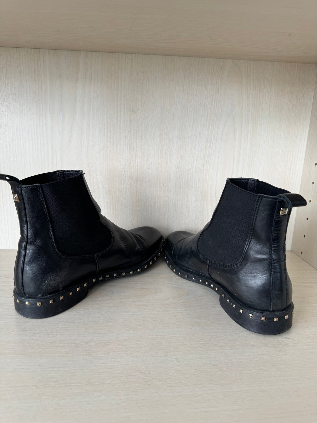 Zahira Leder Chelsea Boots Schwarz Damen Gr. 38, Nieten, Guter Zustand