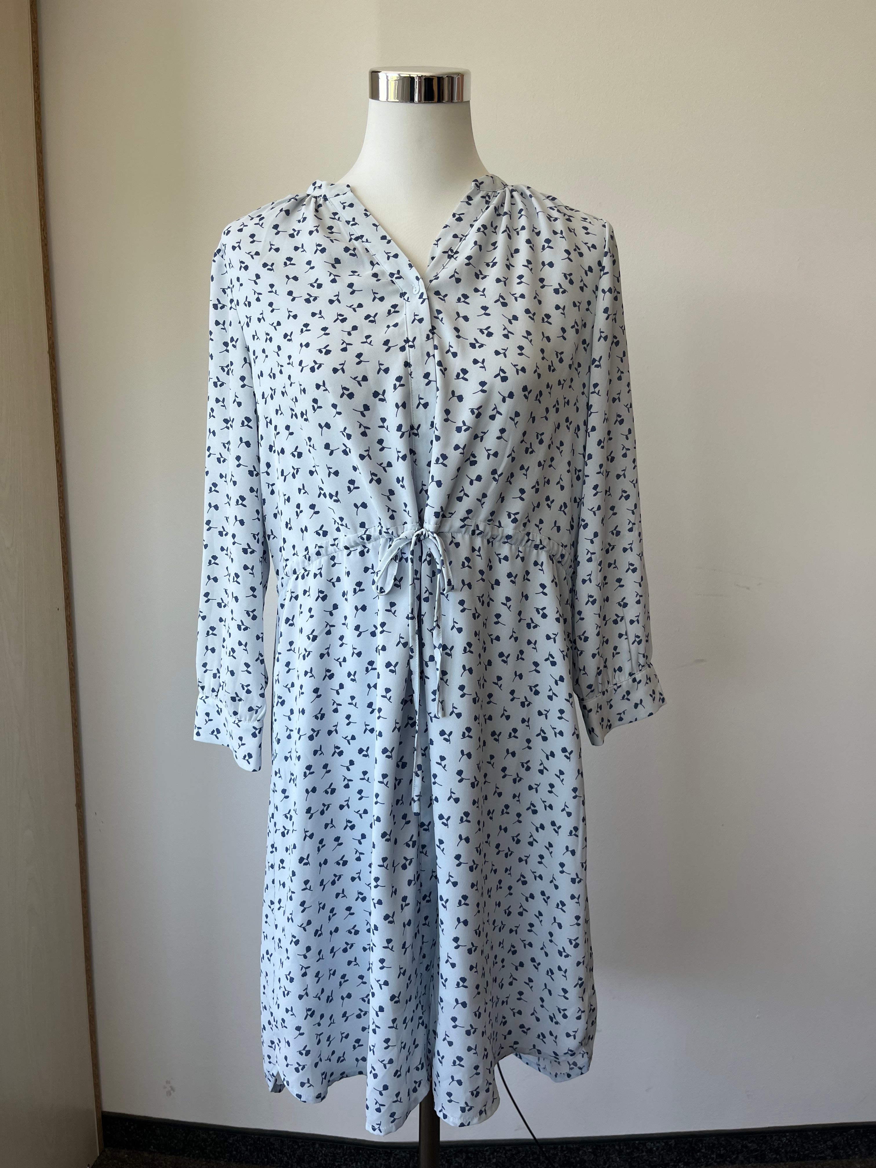 SELECTED FEMME Kleid M – Weiß/Blau, wie neu