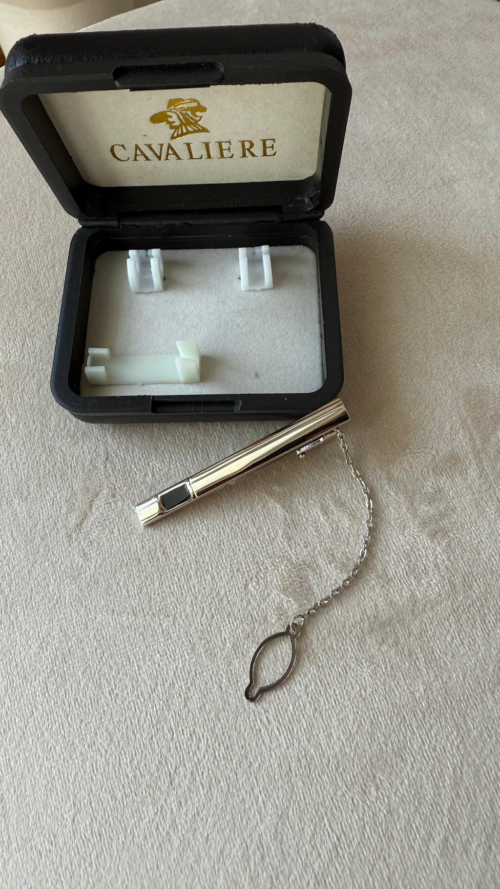 CAVALIERE Krawattenklammer Gold | Pferdemotiv | Originalbox | Sehr gut