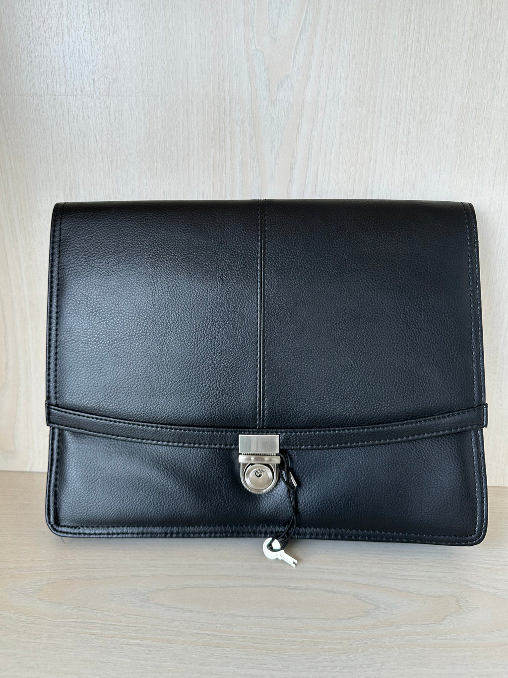 Leonhard Heyden Document Case – Leather, Black, Medium, Very Good Condition