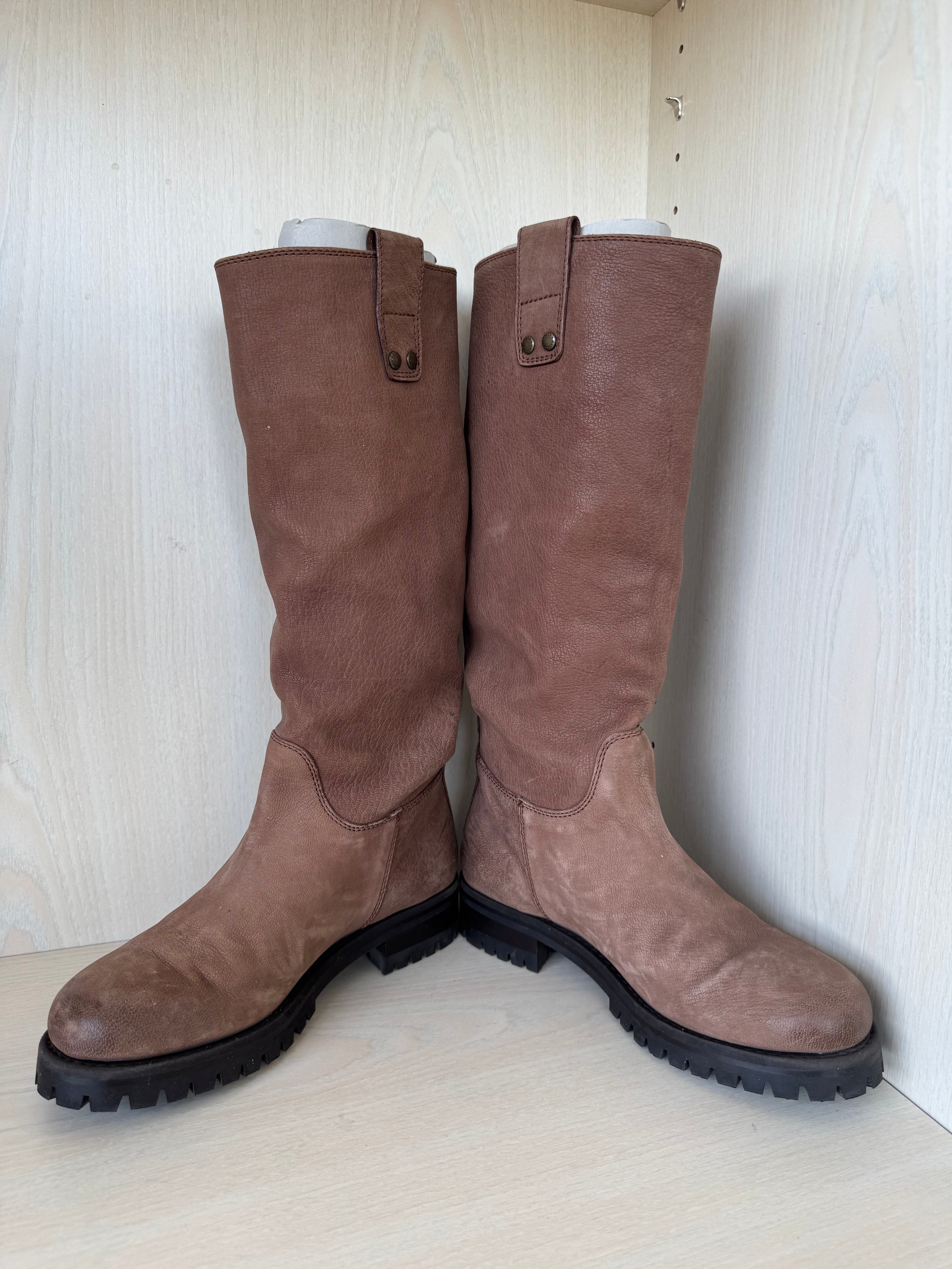 Dolce & Gabbana Knee-High Leather Boots Brown EU 38.5 Good Condition
