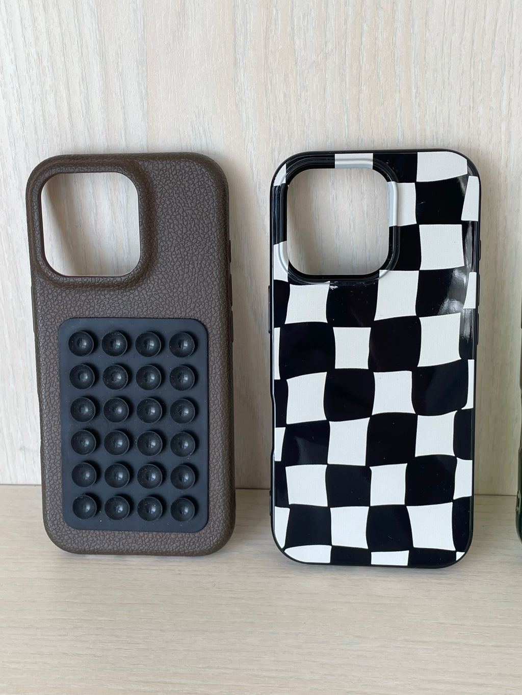 Tewwsdi Checkered Phone Case Set for iPhone 14 Pro, Plastic, Very Good, 4 Pack