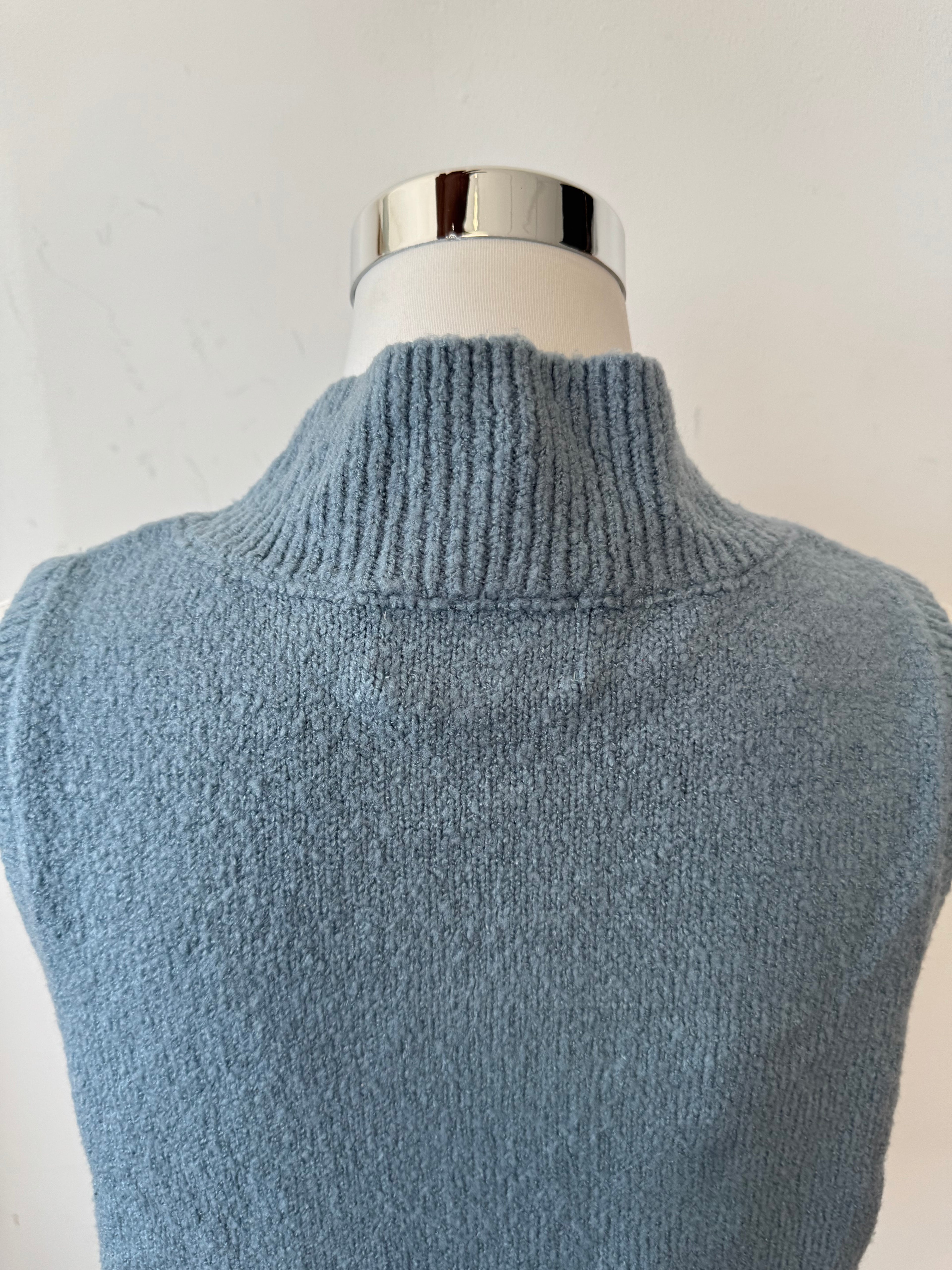 Liberté Essentiel Strickweste – Hellblau, Größe S, Wie Neu