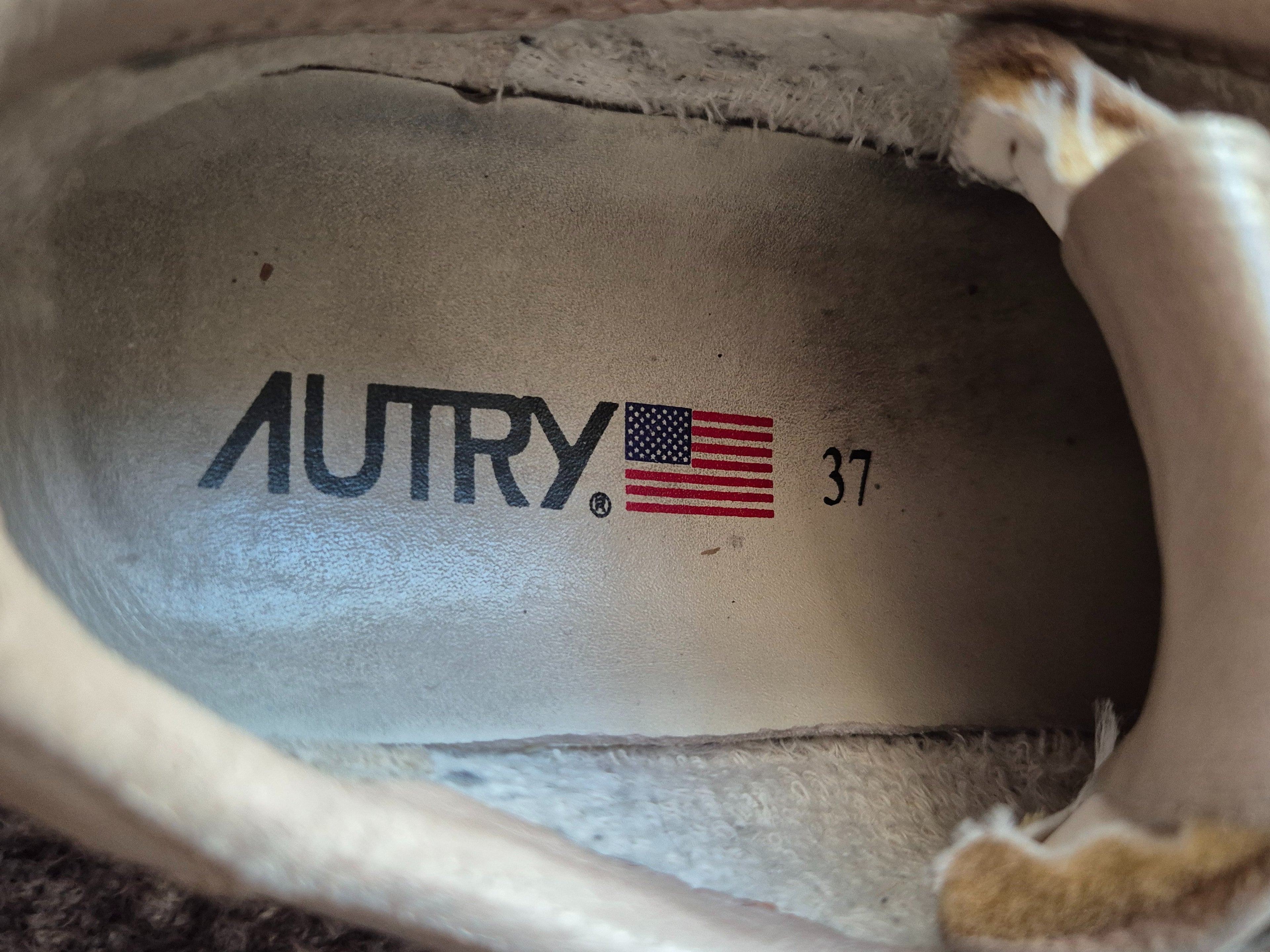 Autry Medalist Low EU 37 Beige + Original Autry Dust Bag | Gebraucht