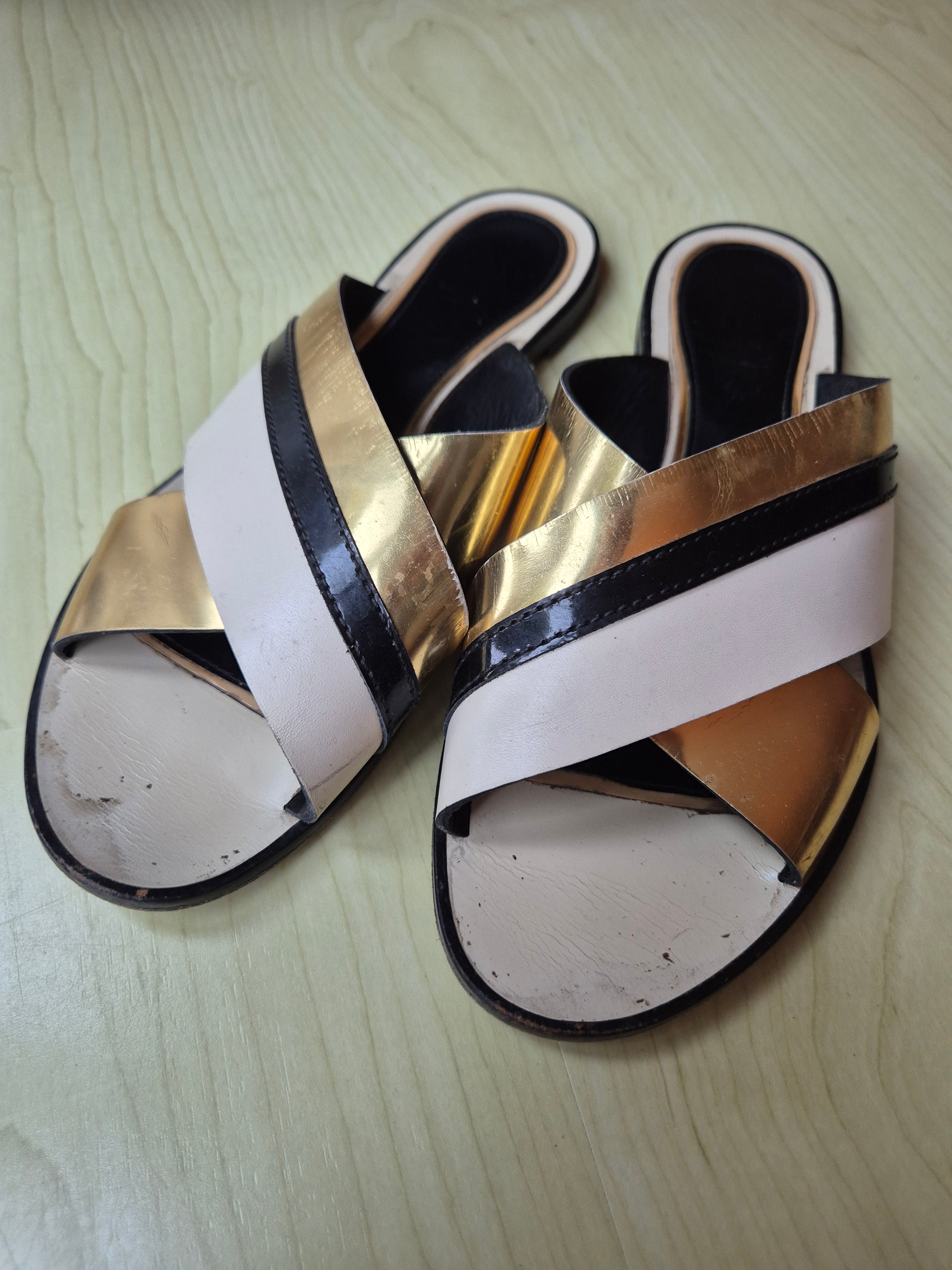 Lanvin Criss Cross Slide Sandals | Gold/Ivory Leather | EU 39 (US 9) | Used