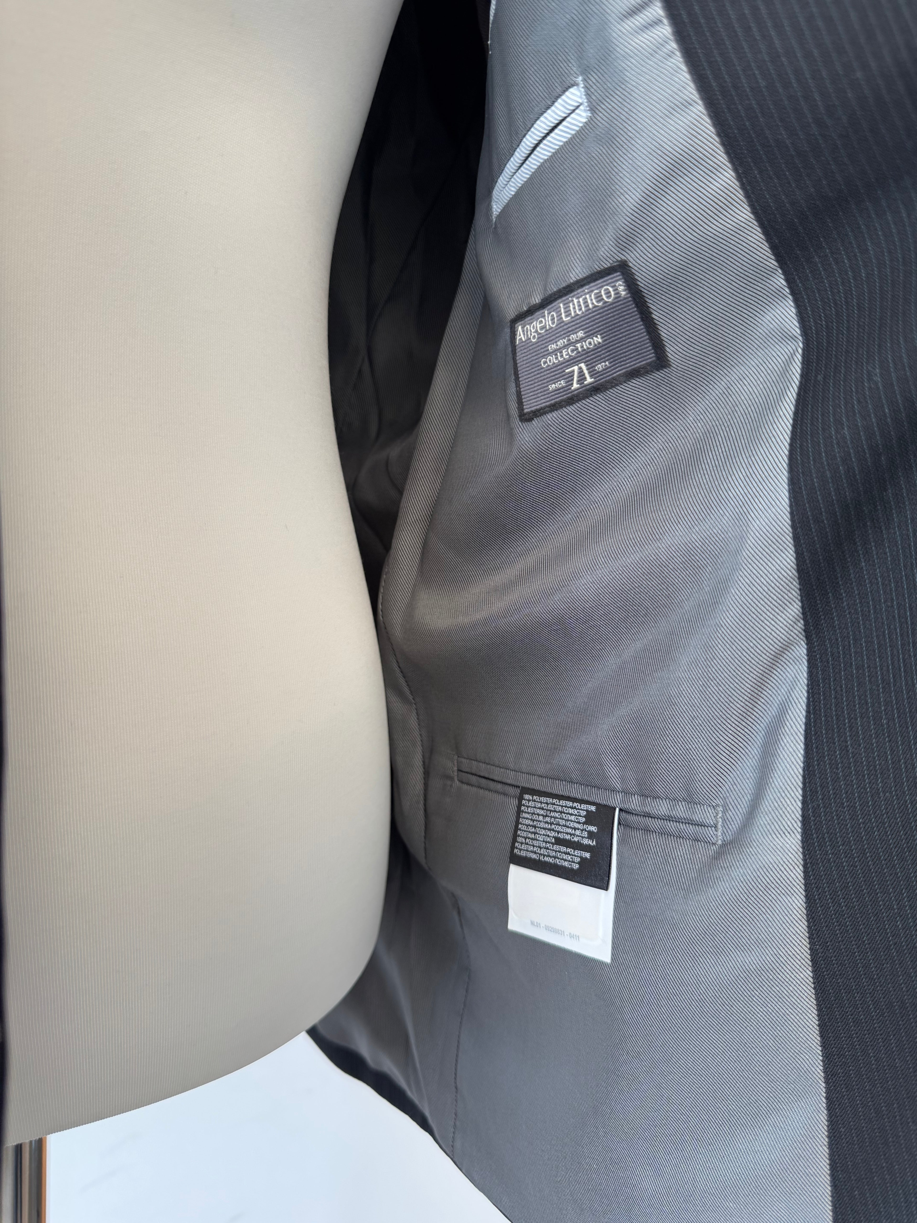 Angelo Litrico Collection Z1 Blazer, schwarz, Nadelstreifen, Gr. M, wie neu