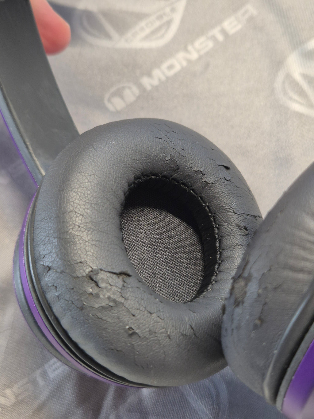 Monster N-Credible N-Tune On-Ear Headphones Purple, Detachable Cable, Pouch