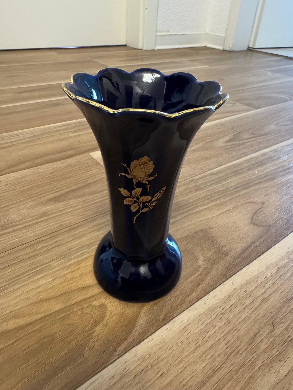 Bareuther Echt Cobalt Vase, Kobaltblau, Goldrosen, Porzellan, Vintage, Deutschland