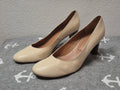 Lottusse Lederpumps, Beige, Gr. 38 – handgefertigt in Spanien, gebraucht