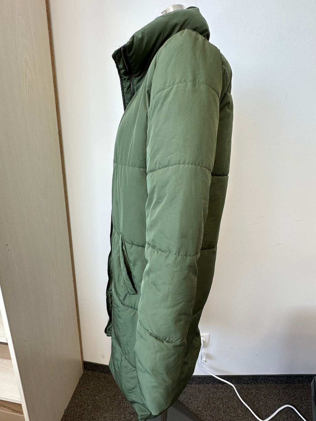 Jacqueline de Yong Long Puffer Coat – Green, Size XS, Good Condition
