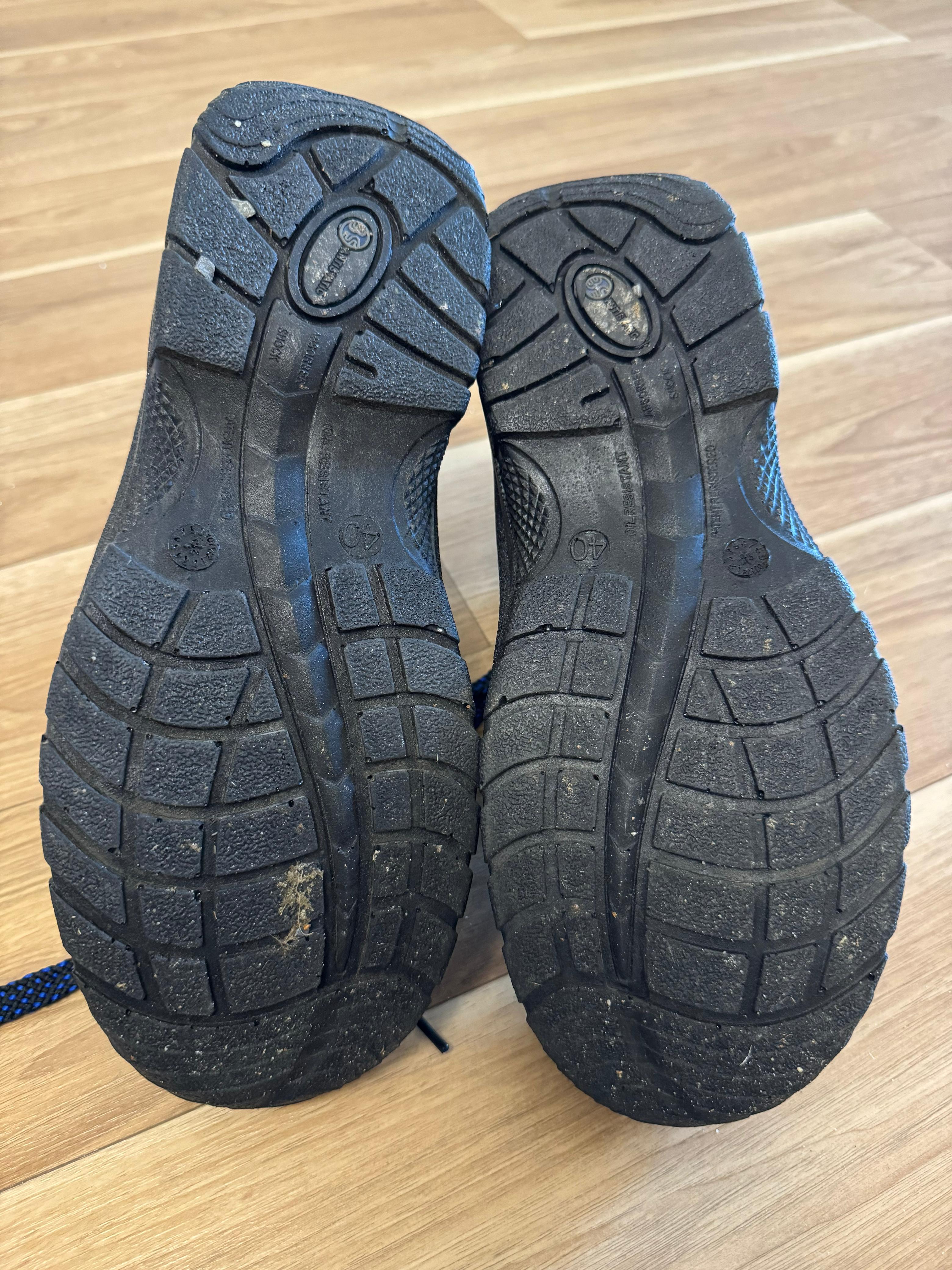 Burgia Sauerland S3 Sicherheitsstiefel BS42112, Gr. 40, Schwarz/Blau, neuwertig