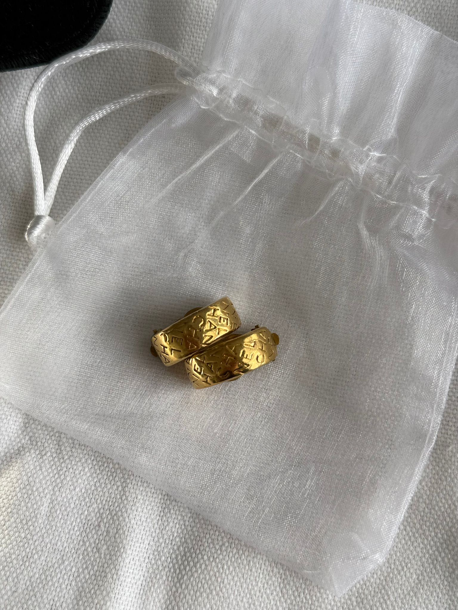 Authentic CHANEL Vintage Gold Medium CC Logo Clip-On Hoop Earrings – Good Condition