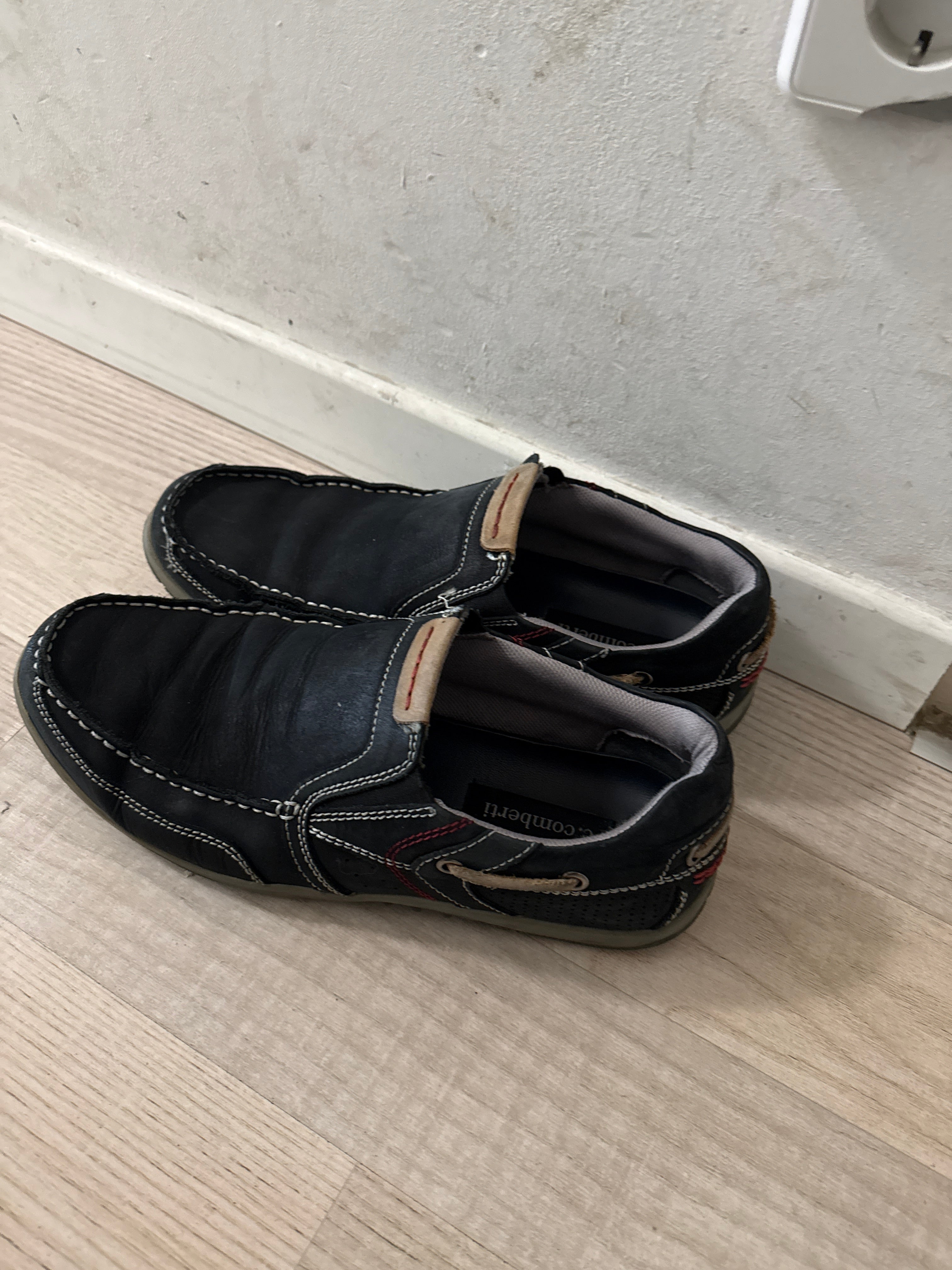 C. Comberti Men’s Navy Leather Slip-On Loafers EU 44 Good Condition