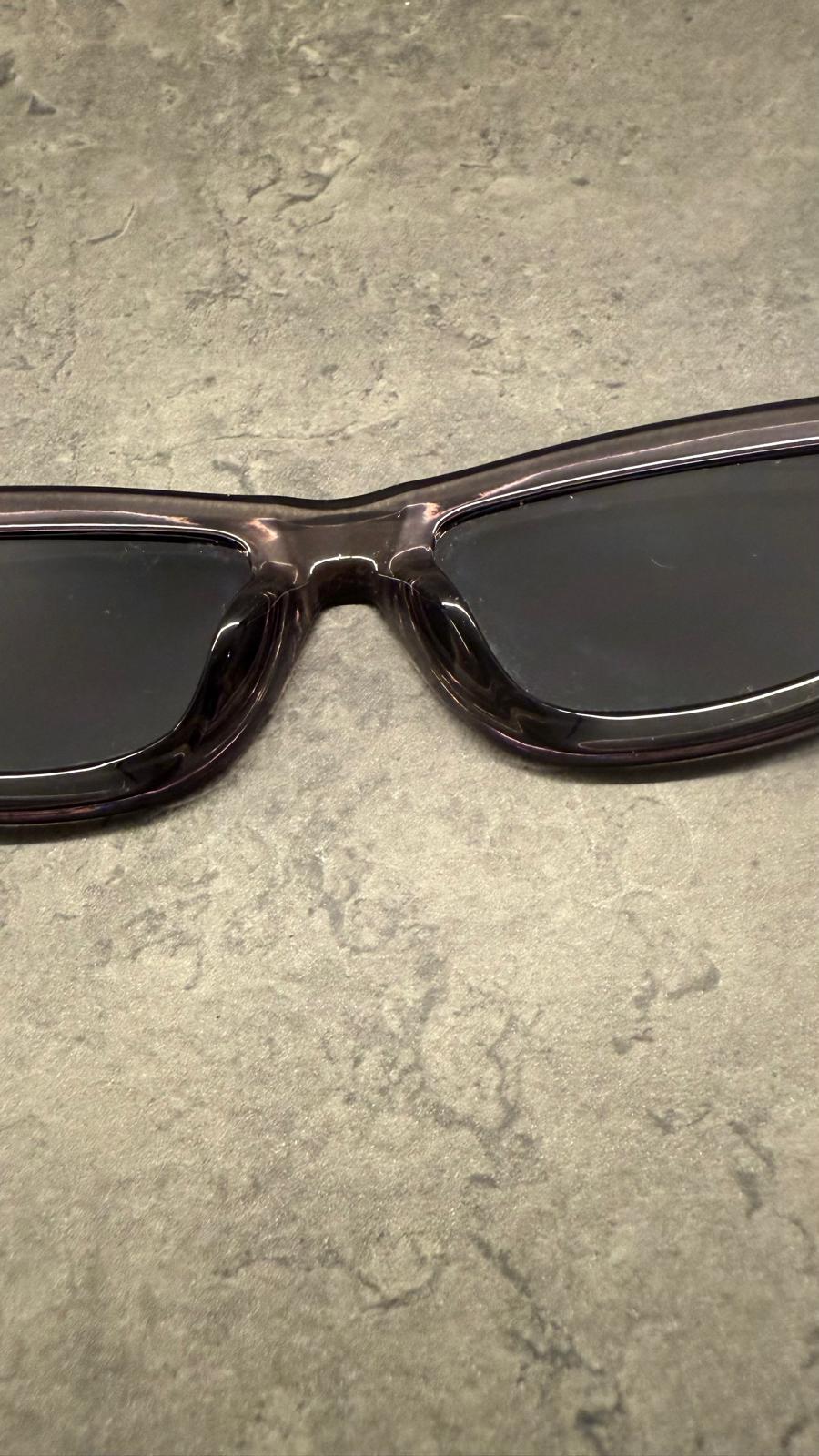 Tommy Hilfiger Jules Sunglasses | Smoke Grey | Acetate | 56-19-143 | Good
