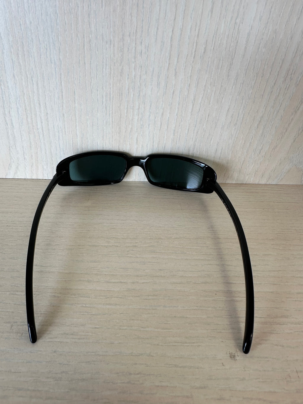 Gucci Sonnenbrille GG1188/S – Schwarz, Silber verspiegelt, guter Zustand