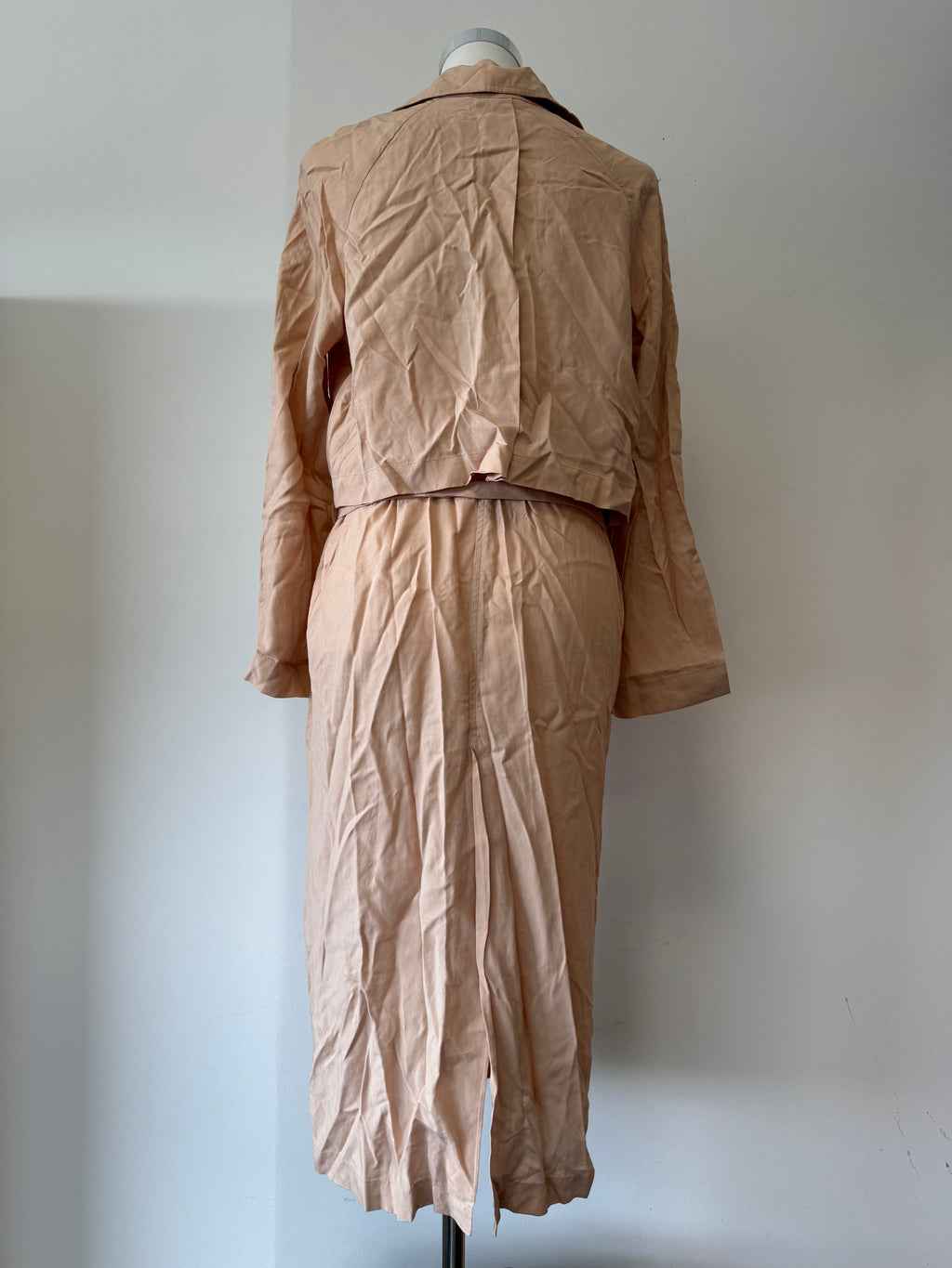 ZARA Basic Trenchcoat – Größe M – Beige, Gürtel, sehr guter Zustand