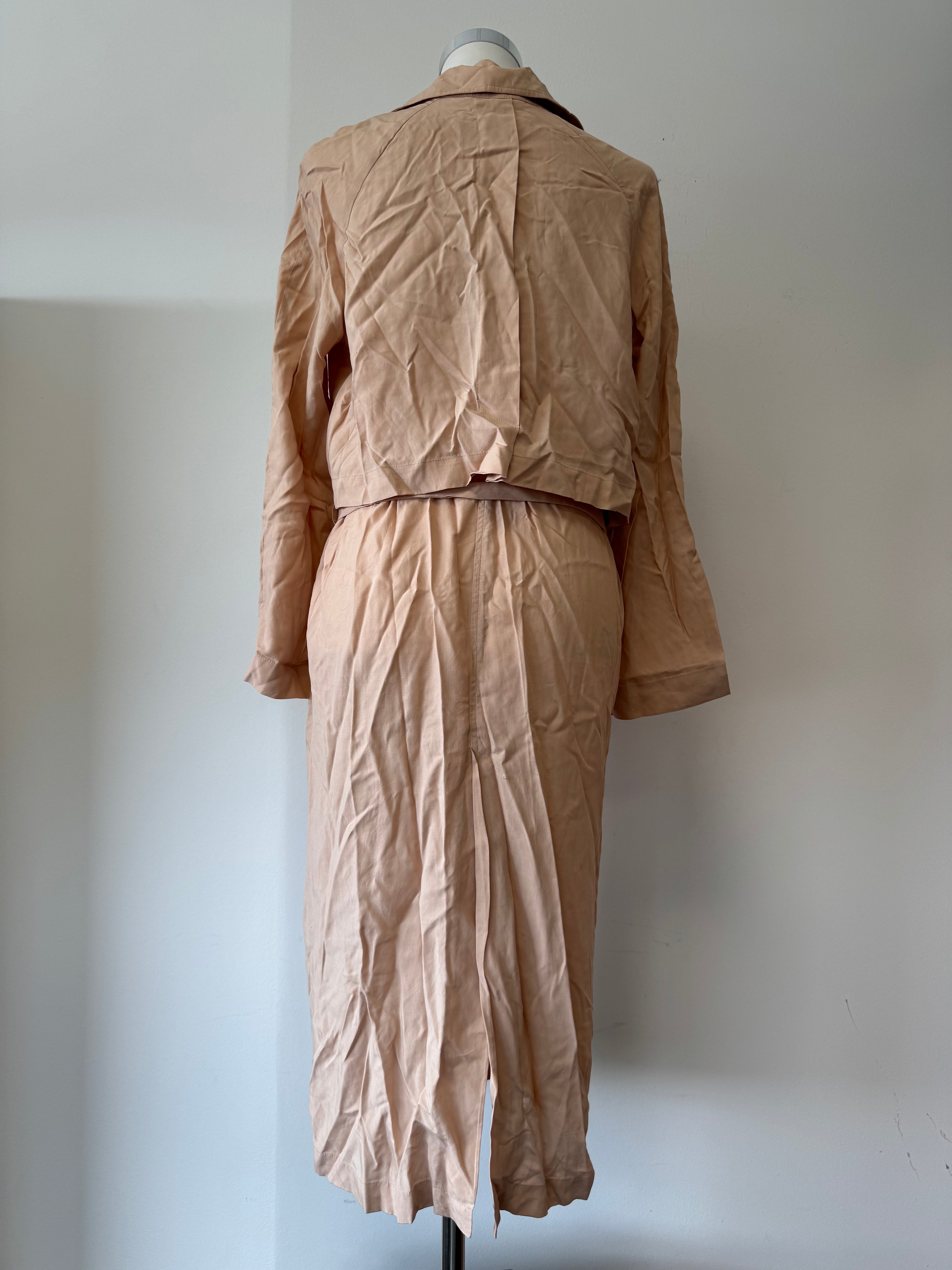 ZARA Basic Trenchcoat – Größe M – Beige, Gürtel, sehr guter Zustand