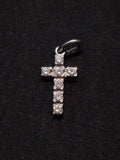 18K Weißgold Diamant Kreuz Anhänger – Sehr Gut – Silber – Klein – No Brand
