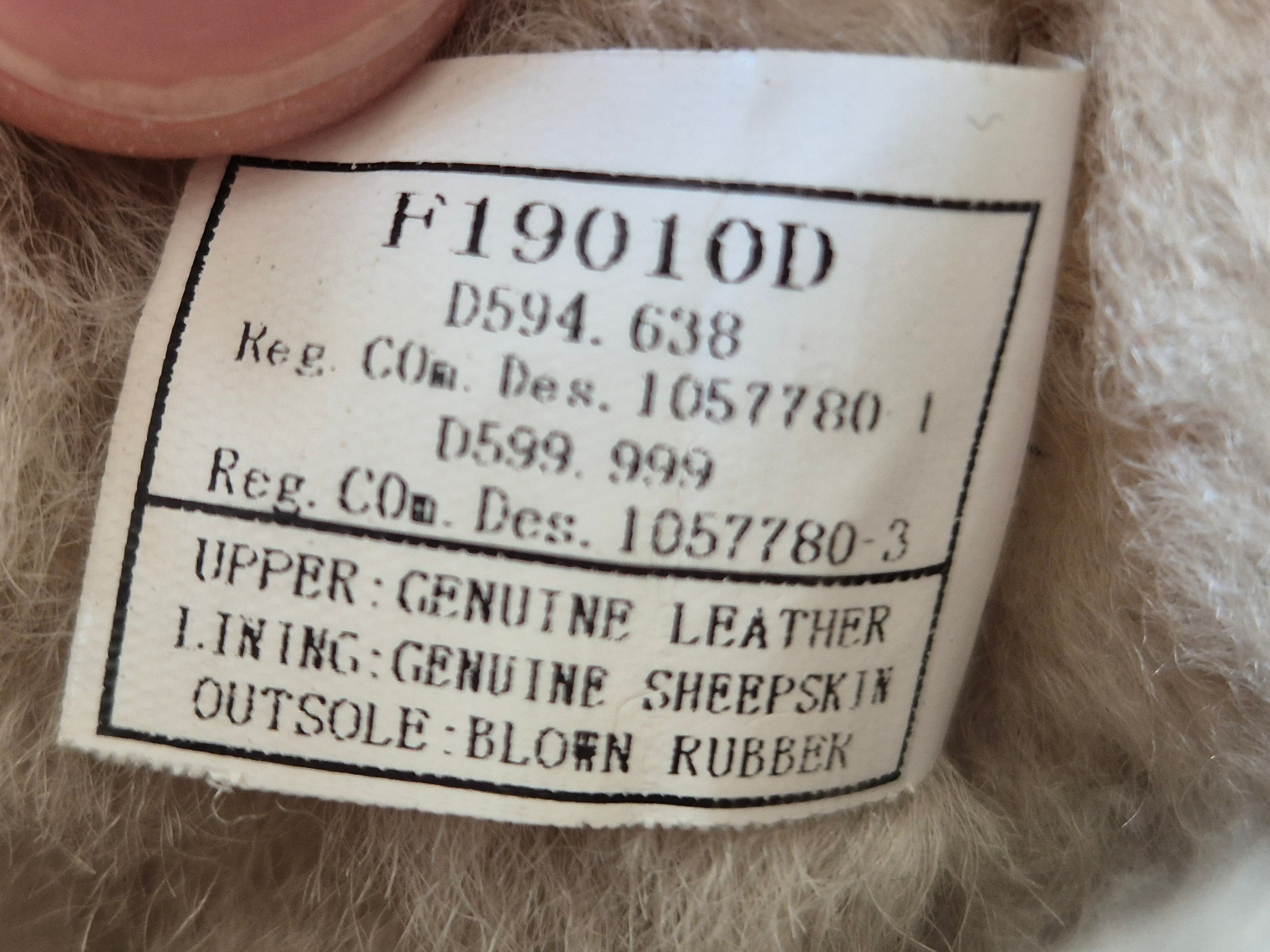 UGG Classic Ultra Mini Boots Chestnut EU 39 Suede Poor Condition