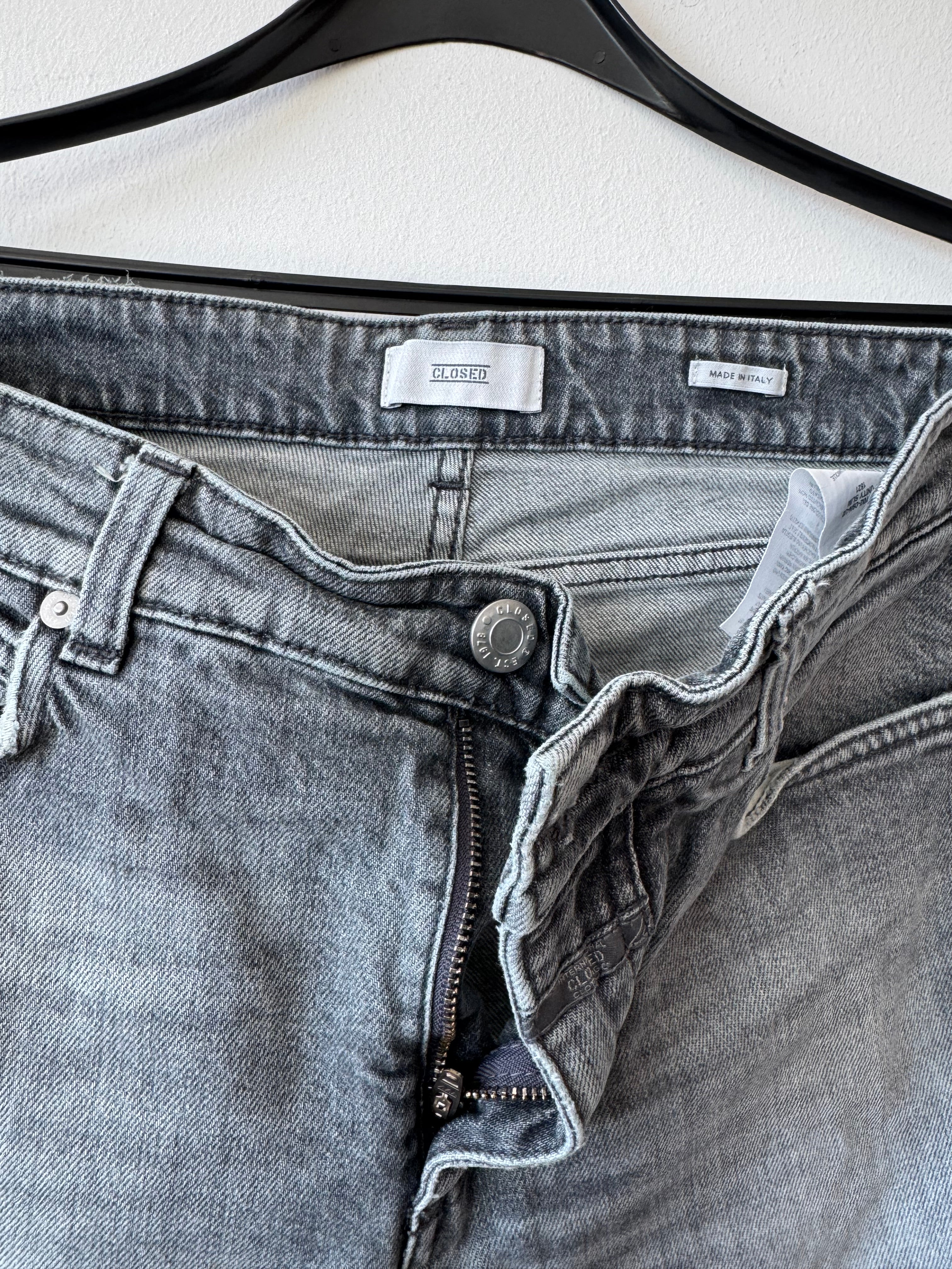 Closed „Unity Slim“ Candiani Jeans W30 Faded Blue – Guter Zustand