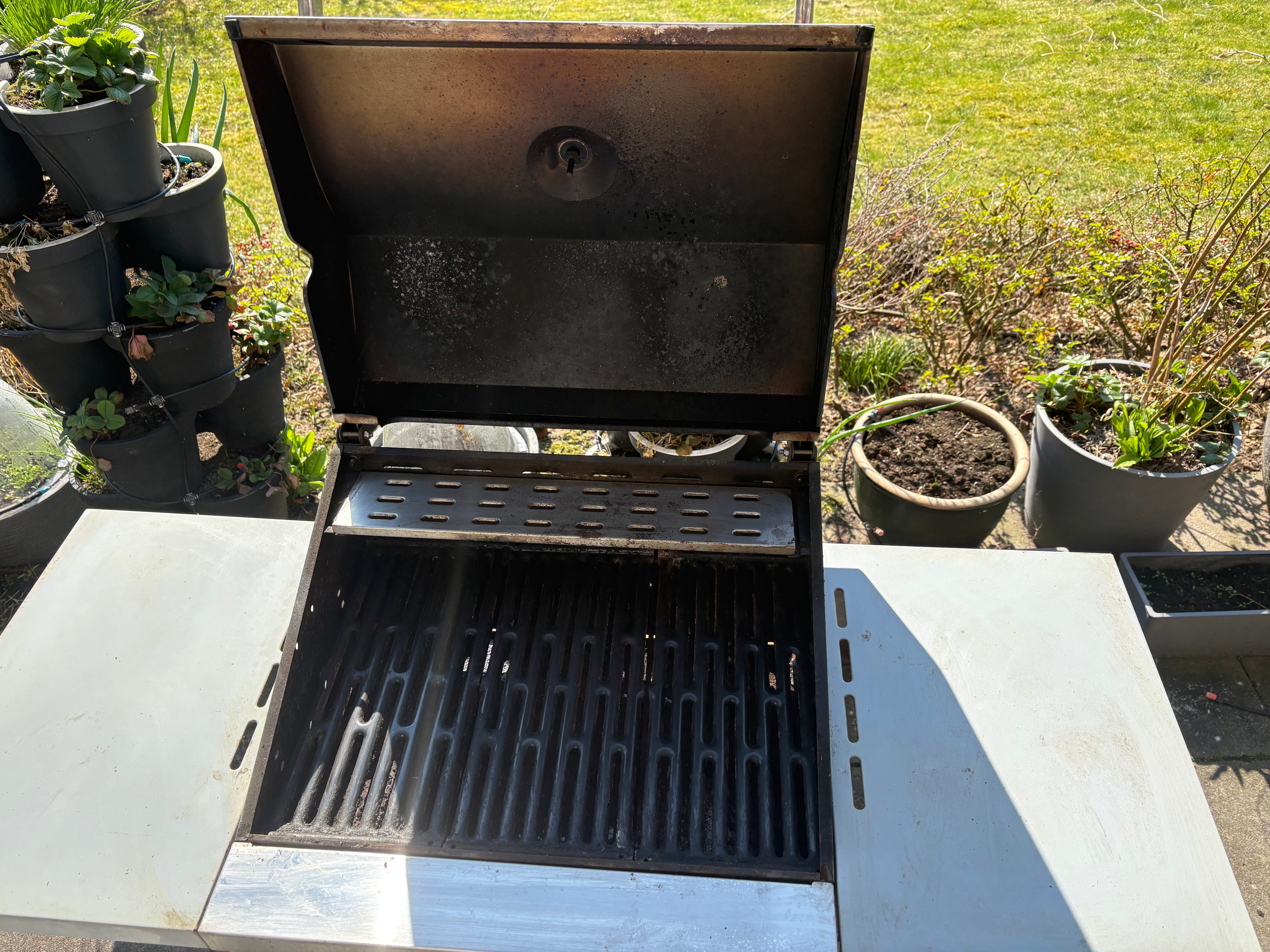 toom 3-Brenner Gasgrillküche – Edelstahl, Silber, Medium, Sehr guter Zustand