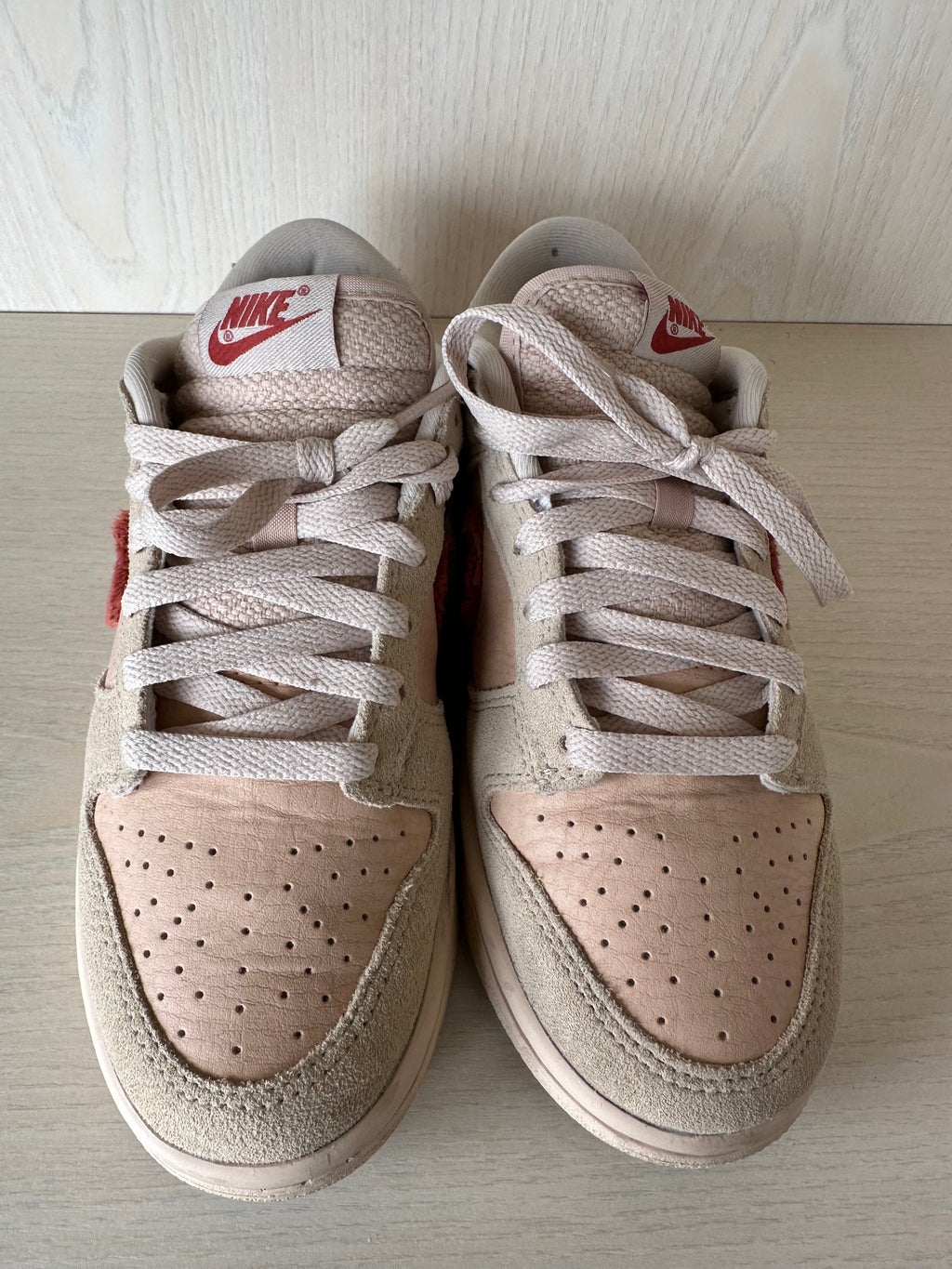 Nike Dunk Low “Terry Swoosh” W 6.5 Beige/Mars Stone – Very Good Condition