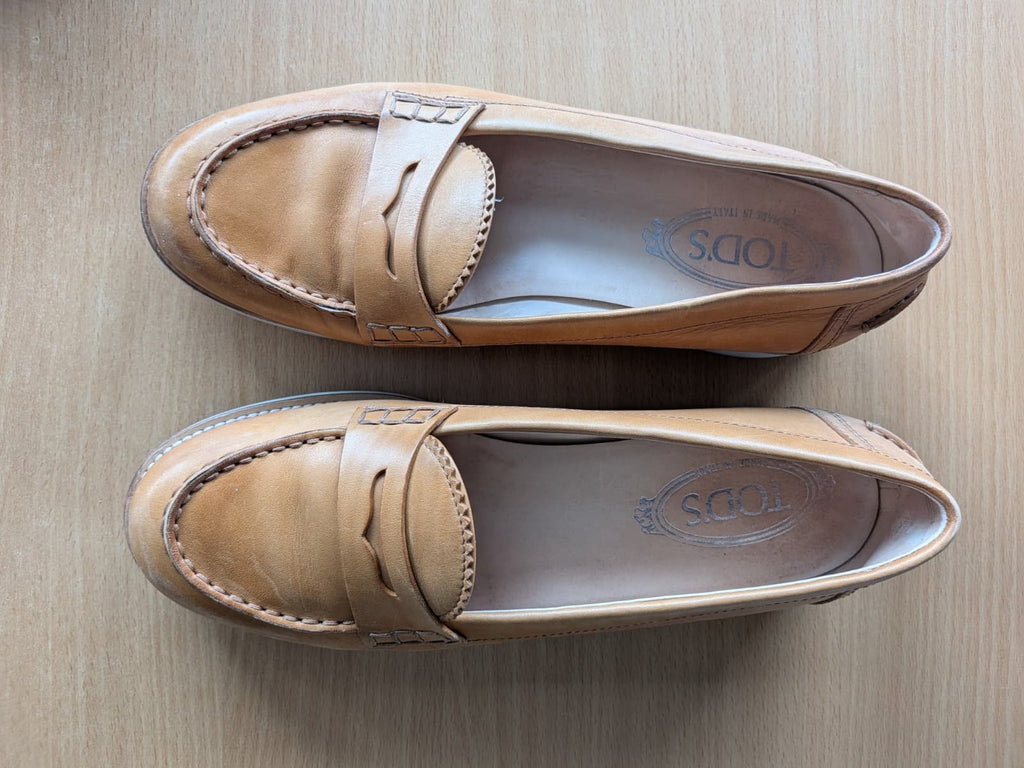 Tod’s Leather Penny Loafers (EU 39) – Camel Brown, Made in Italy, Normal Use